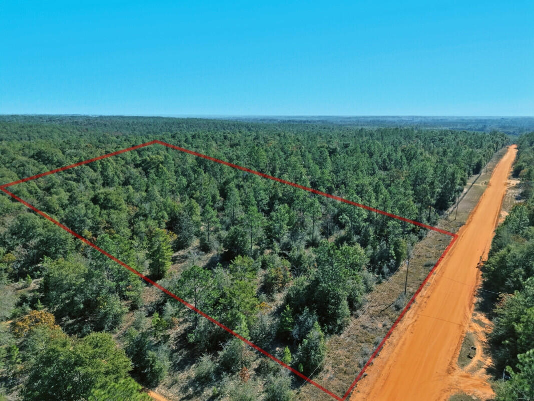 NO RECORDED SUBDIVISION - Farm