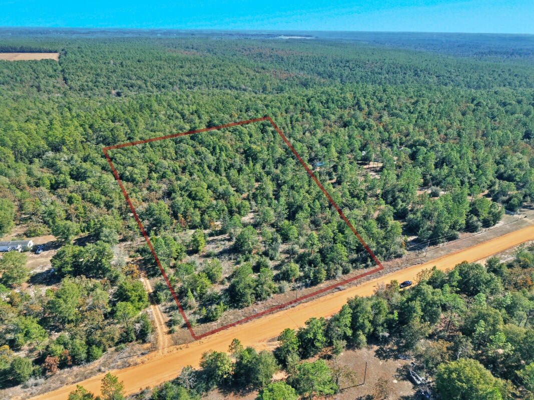 NO RECORDED SUBDIVISION - Farm