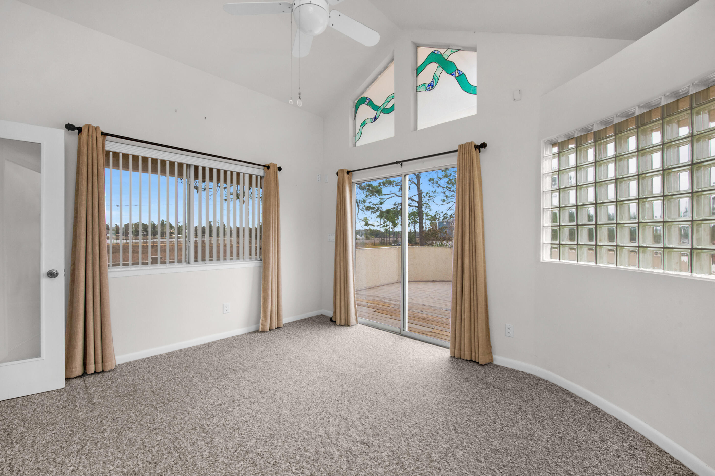 BAYSIDE - Residential