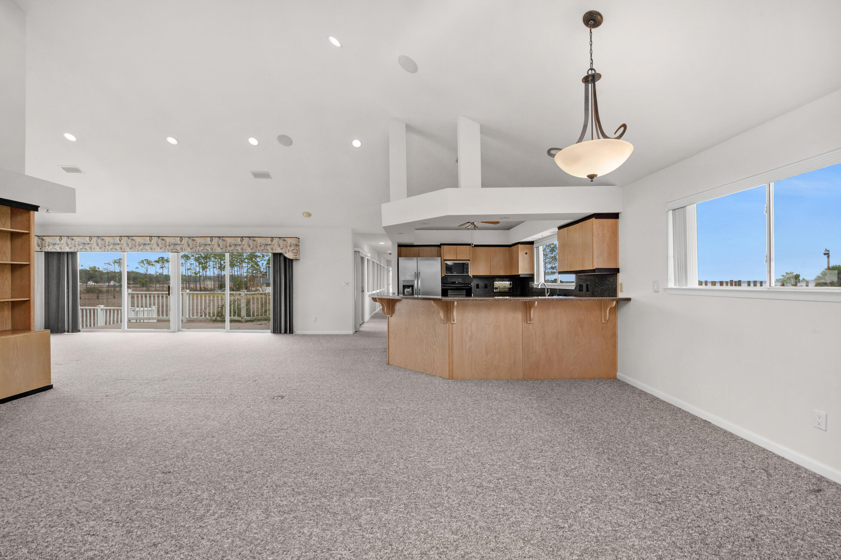 BAYSIDE - Residential