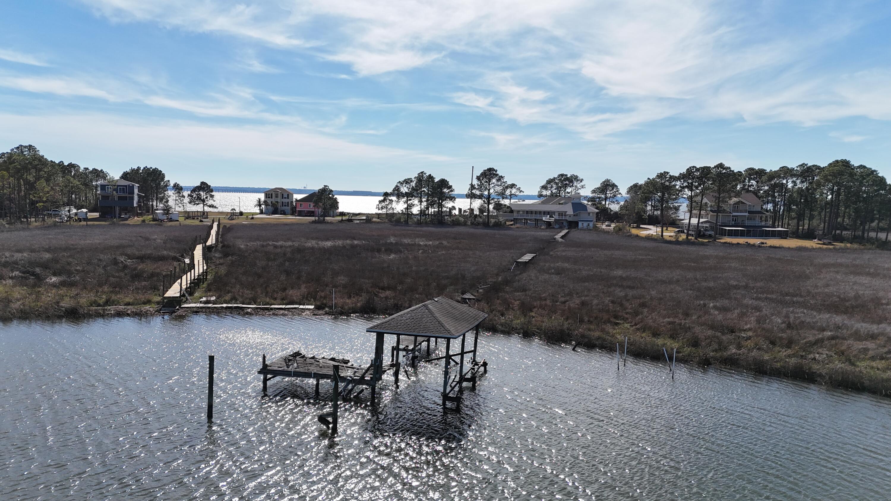 BAYSIDE - Residential