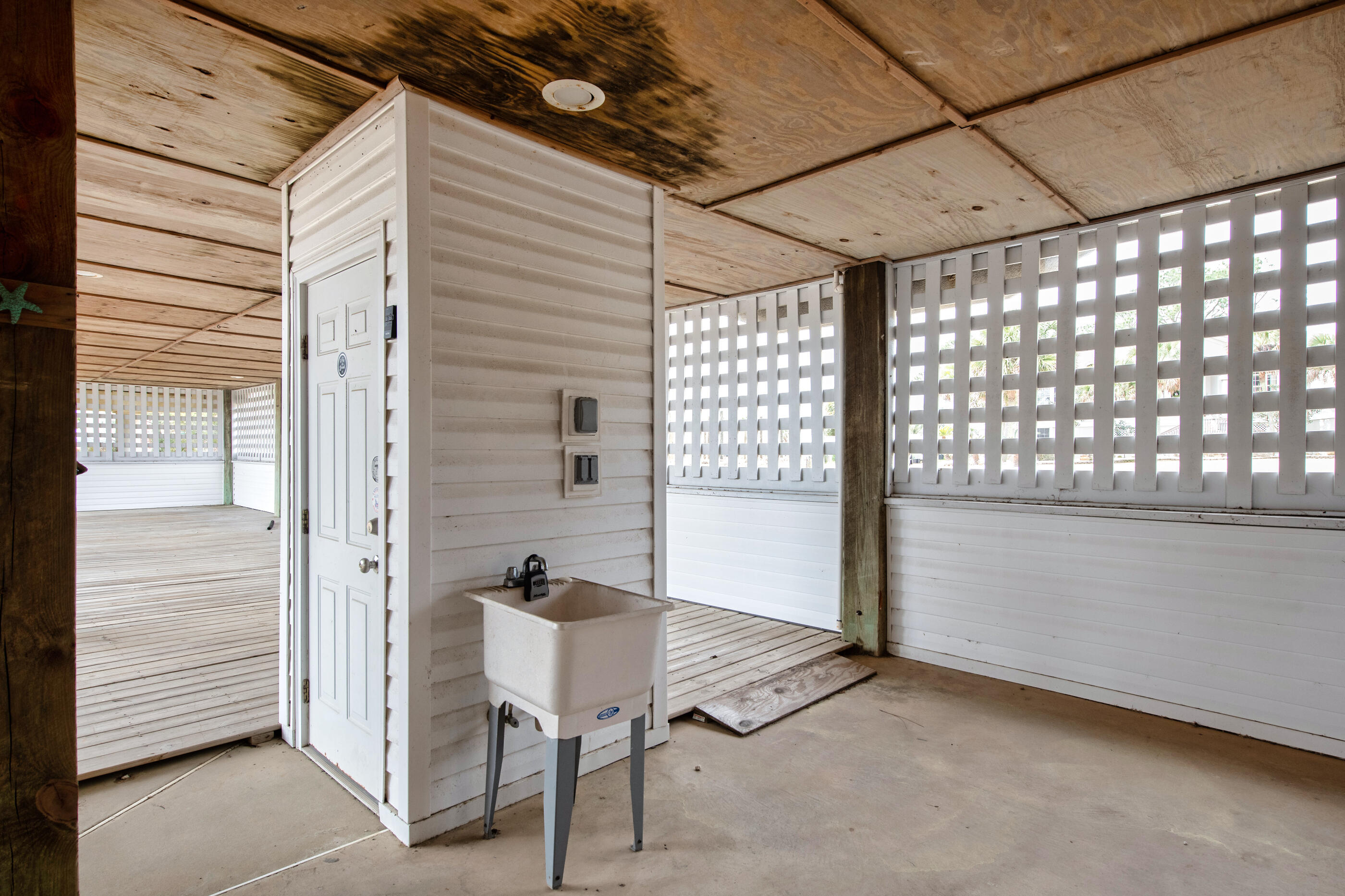 BAYSIDE - Residential