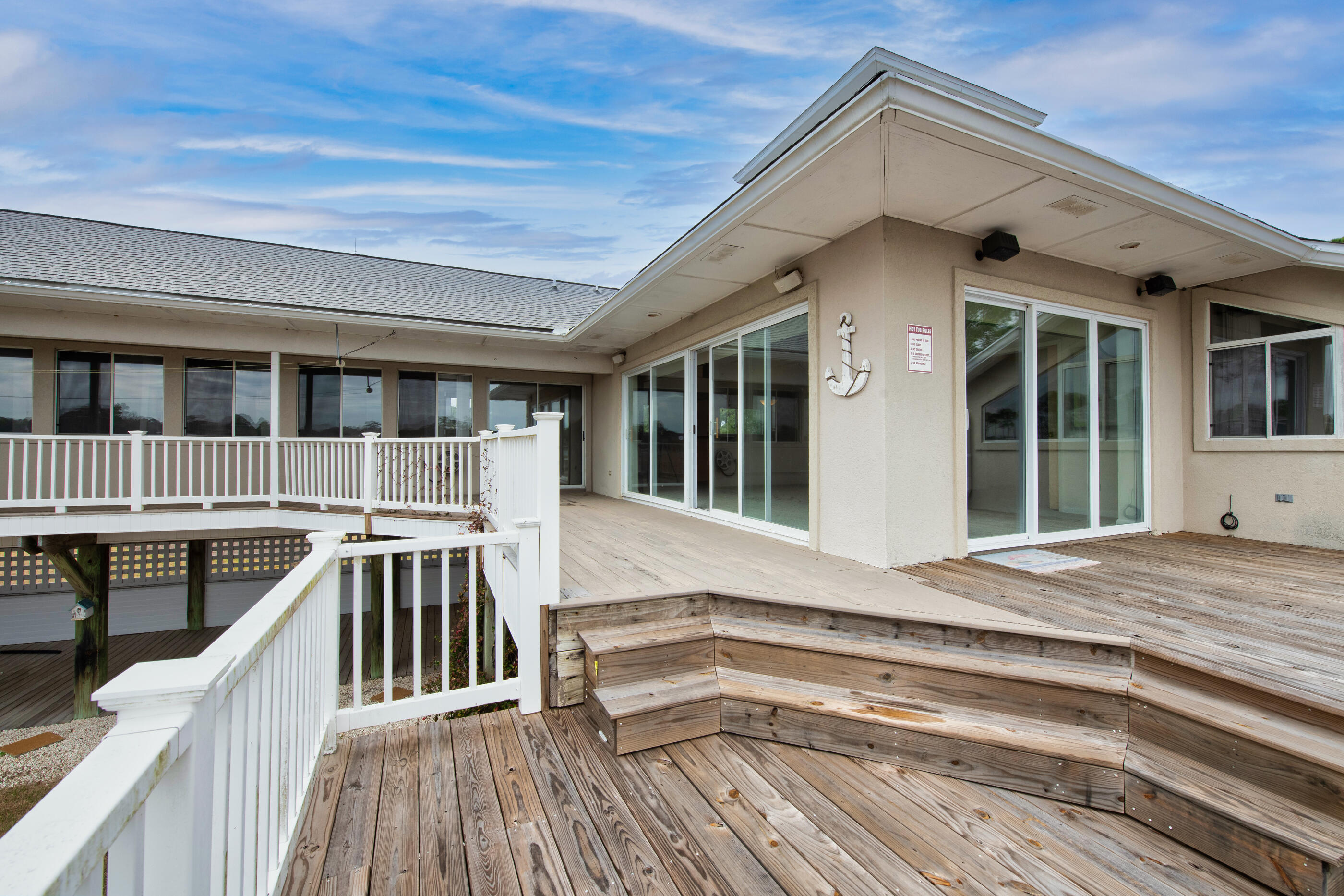 BAYSIDE - Residential