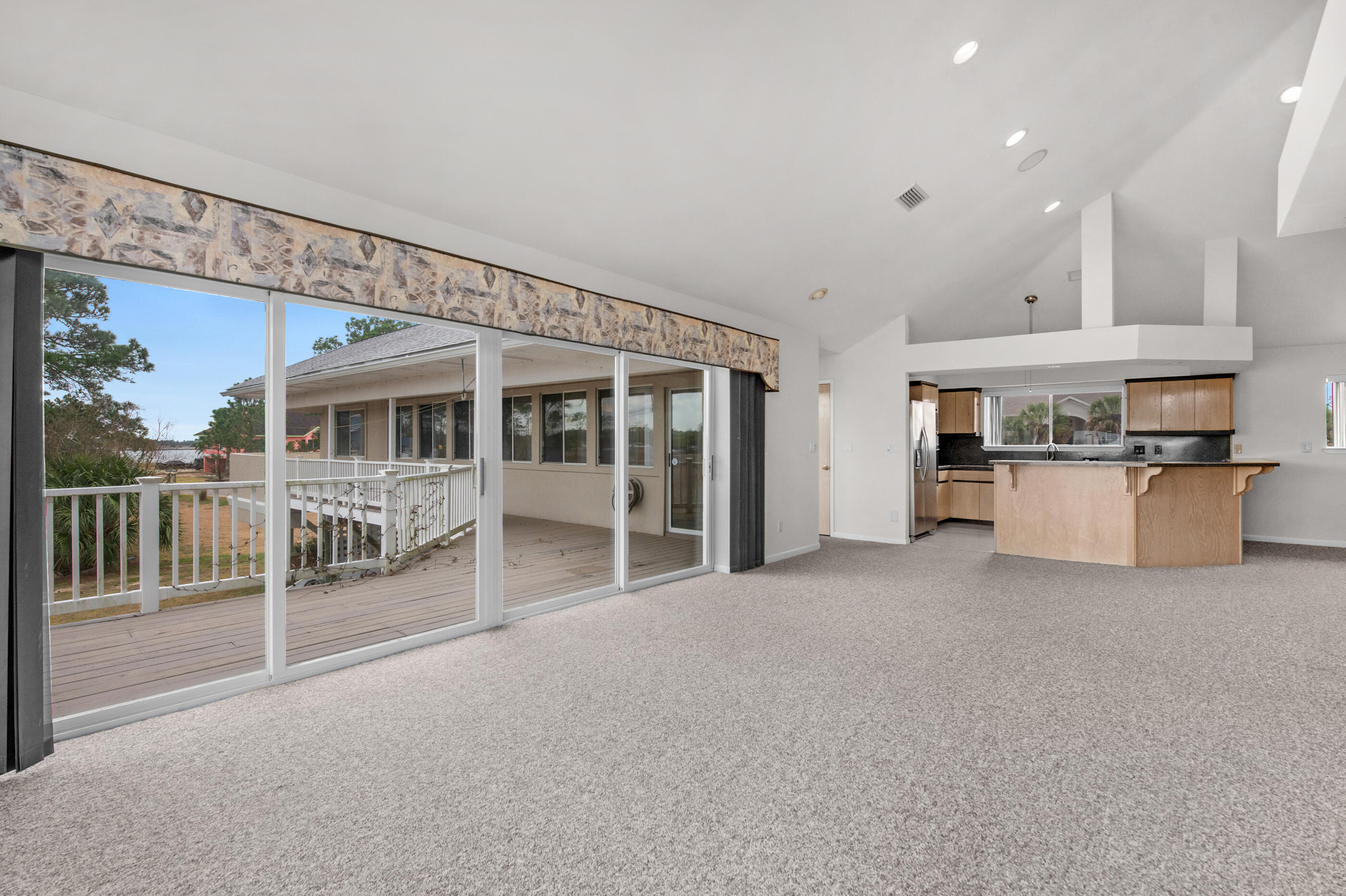 BAYSIDE - Residential