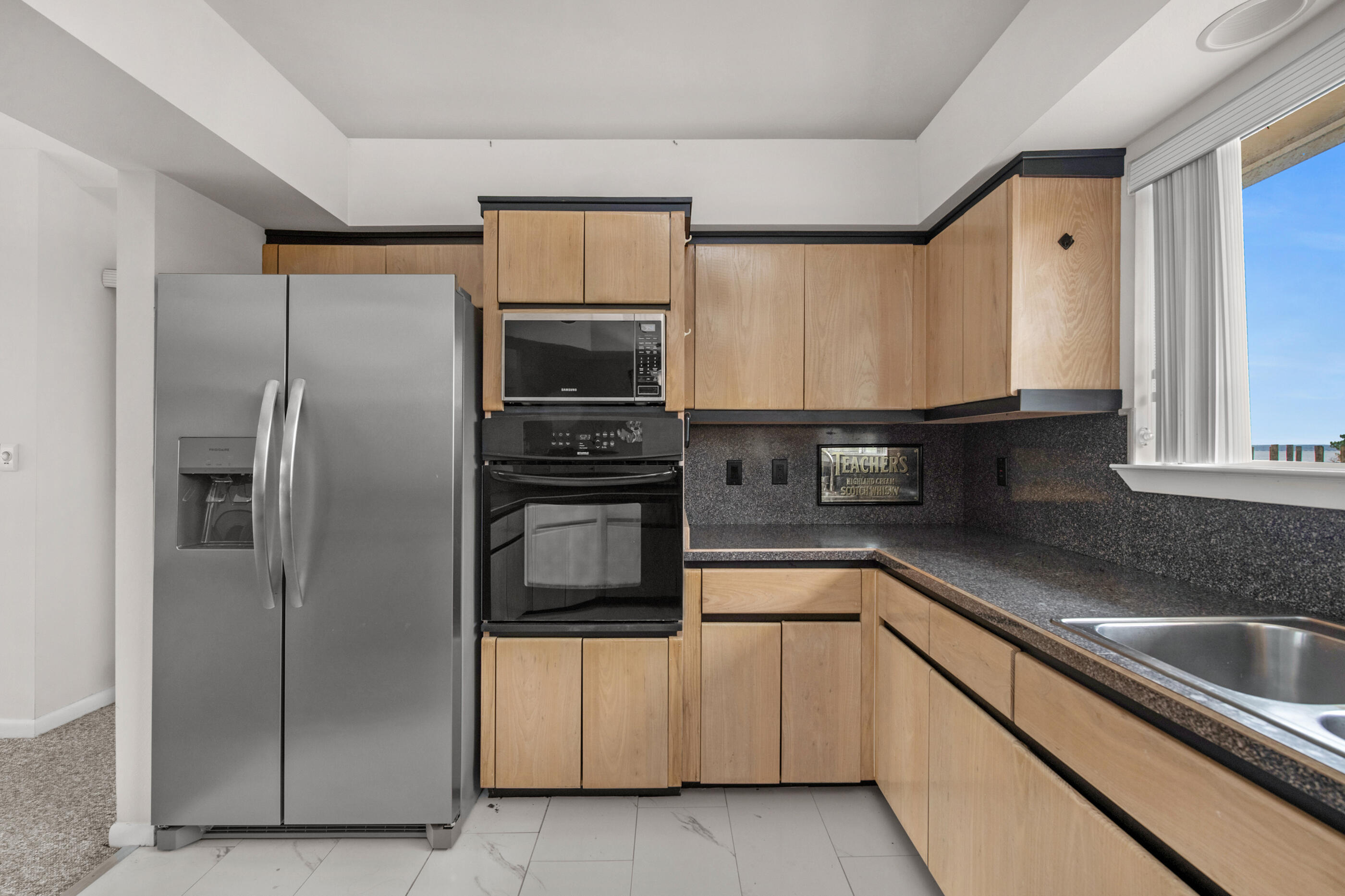 BAYSIDE - Residential