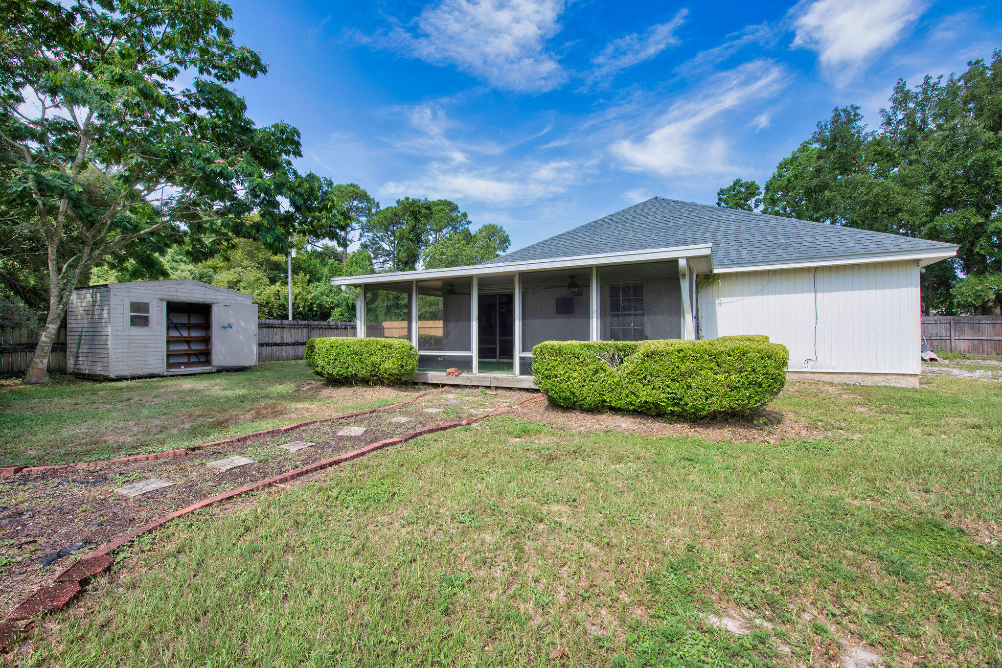 WYNNEHAVEN BEACH ESTATES - Residential