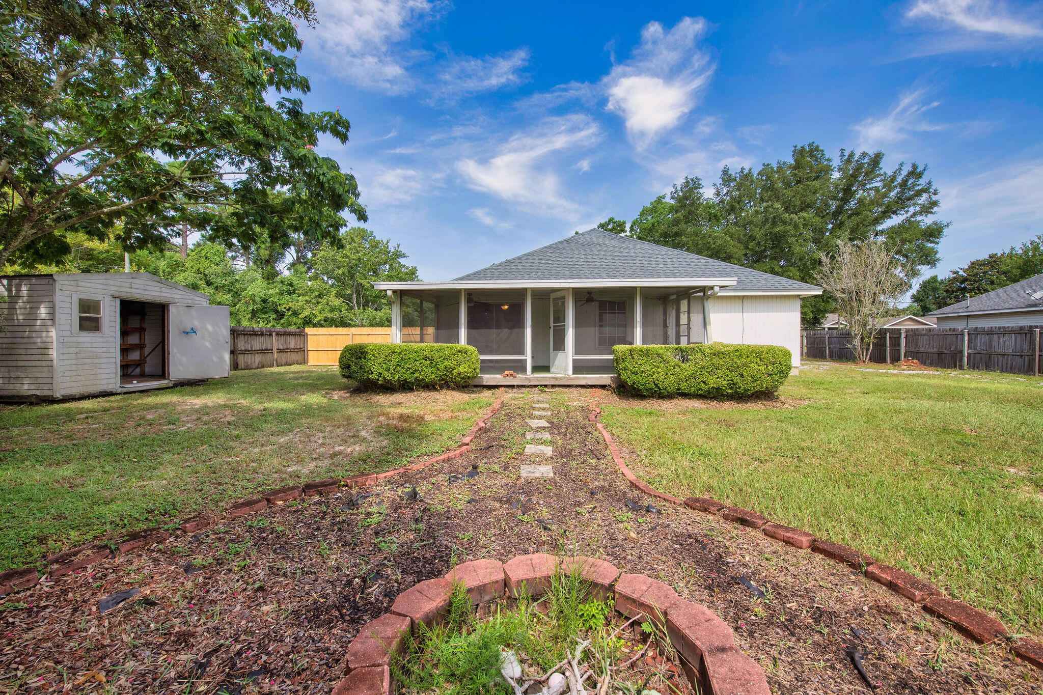 WYNNEHAVEN BEACH ESTATES - Residential