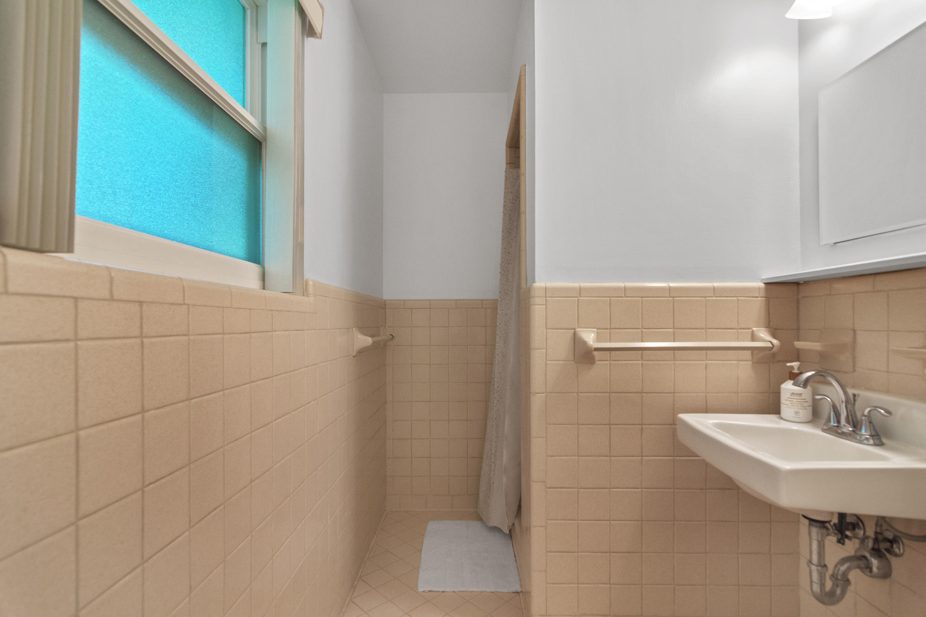 COLONY ESTATES 2ND ADDN - Residential