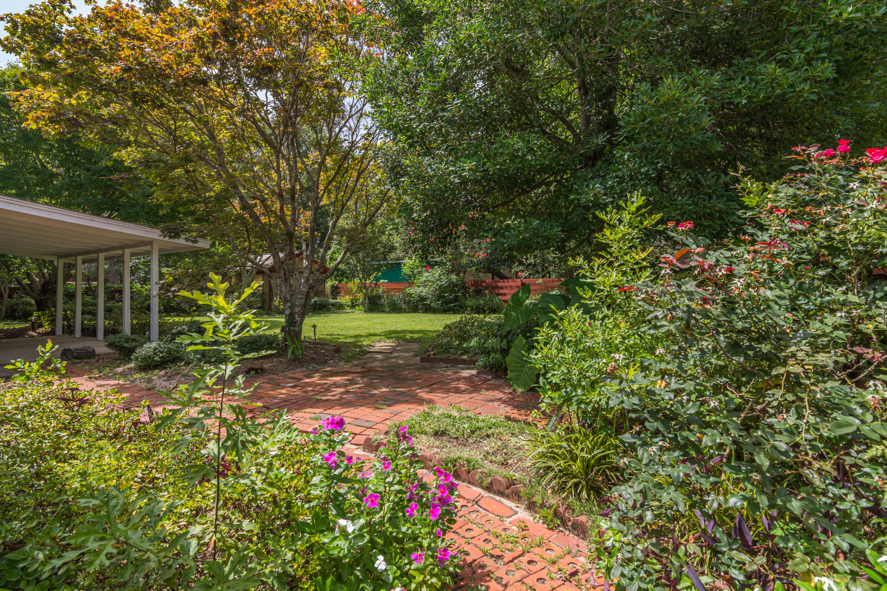 COLONY ESTATES 2ND ADDN - Residential