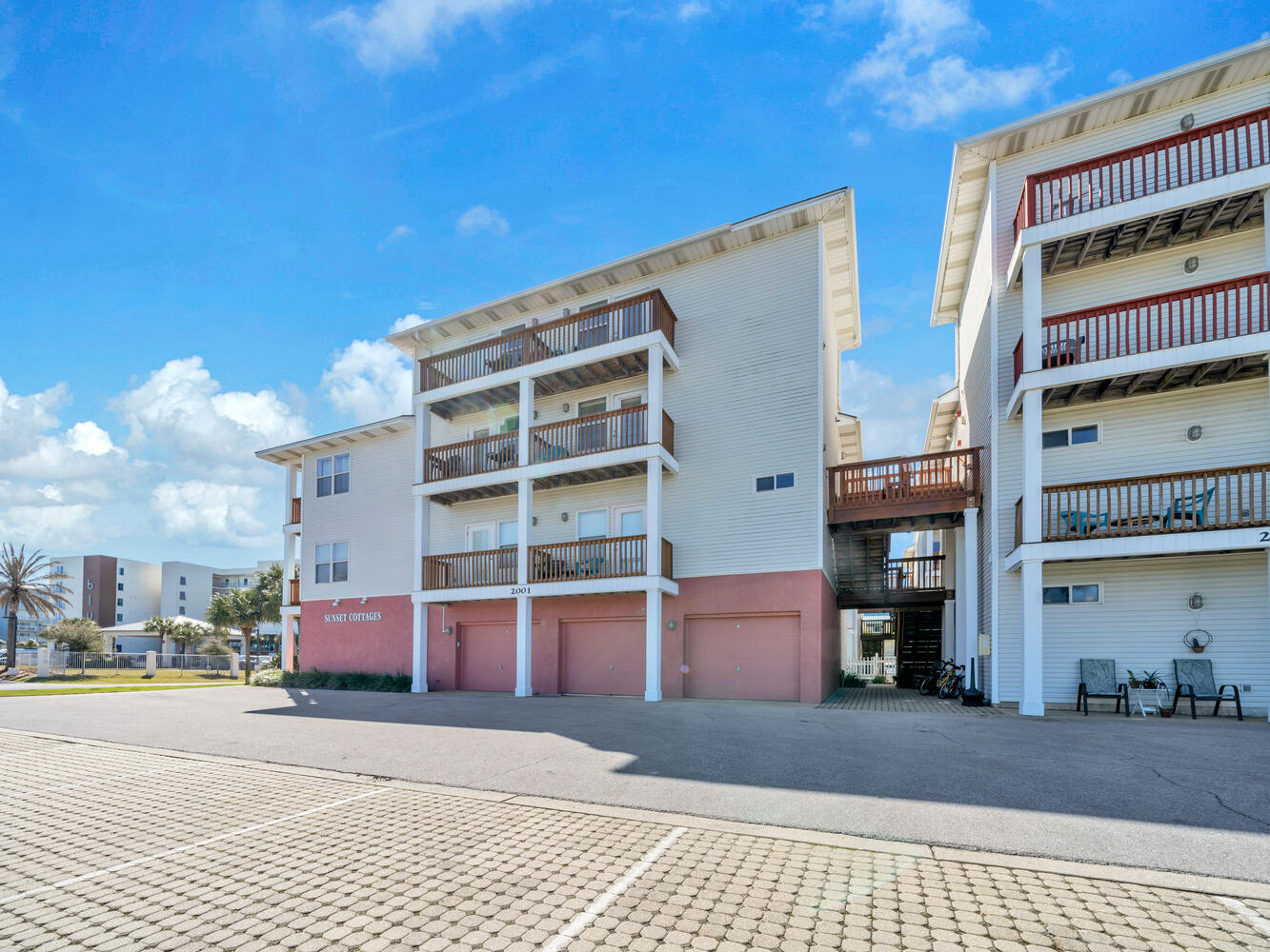 SUNSET COTTAGES CONDO - Residential