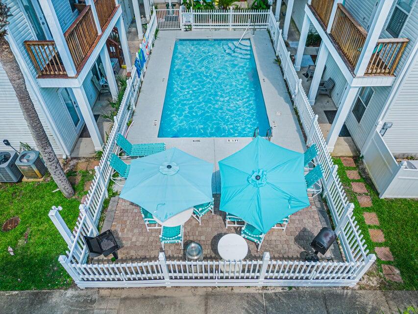 SUNSET COTTAGES CONDO - Residential