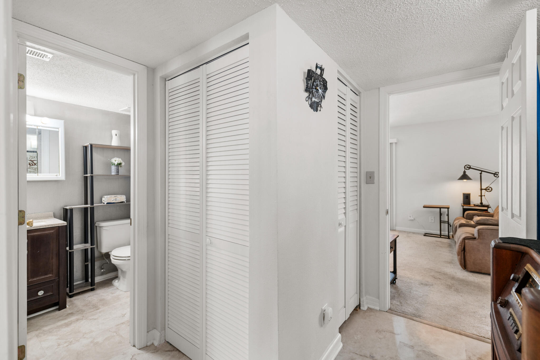 FINISTERRA CONDO - Residential