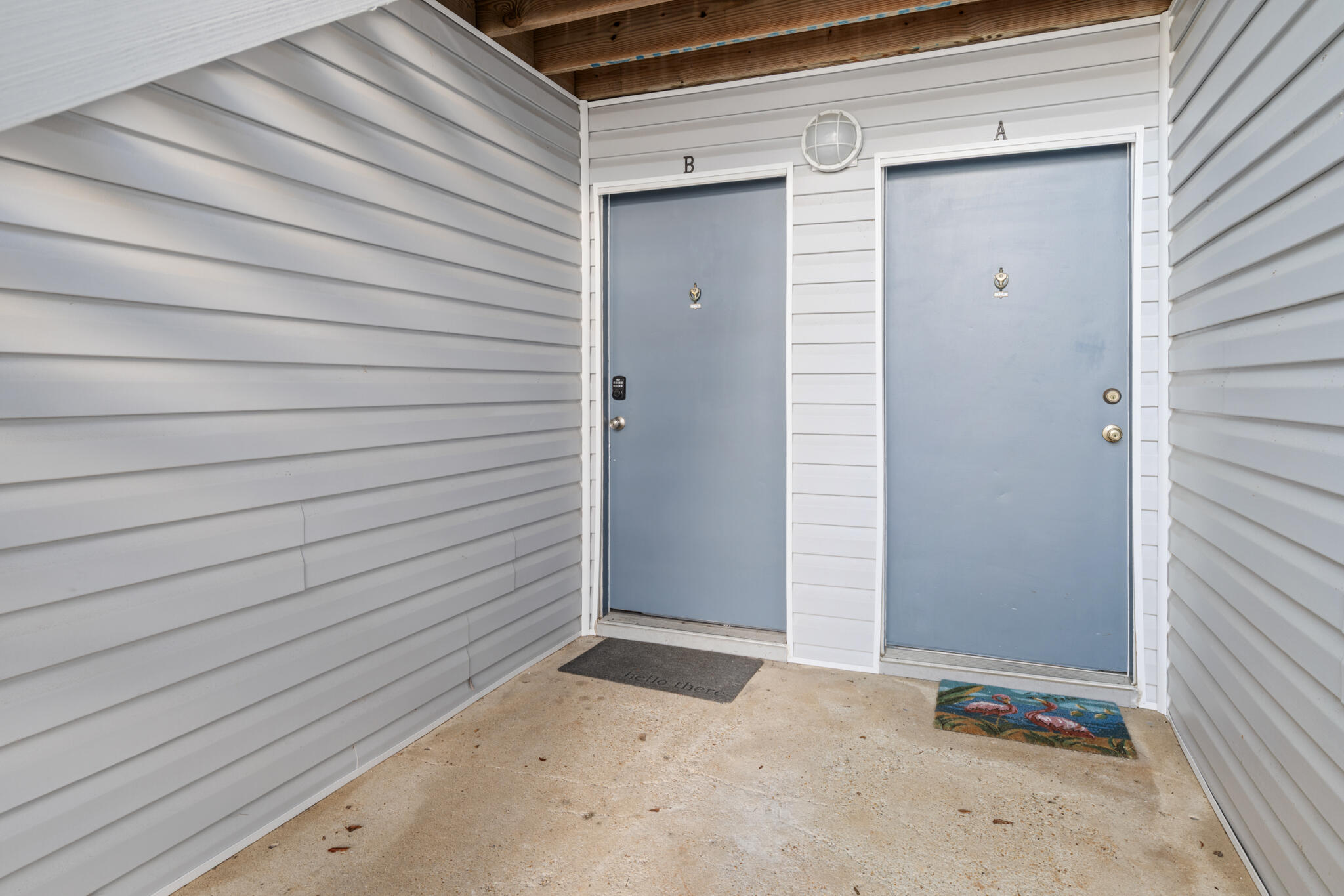 FINISTERRA CONDO - Residential