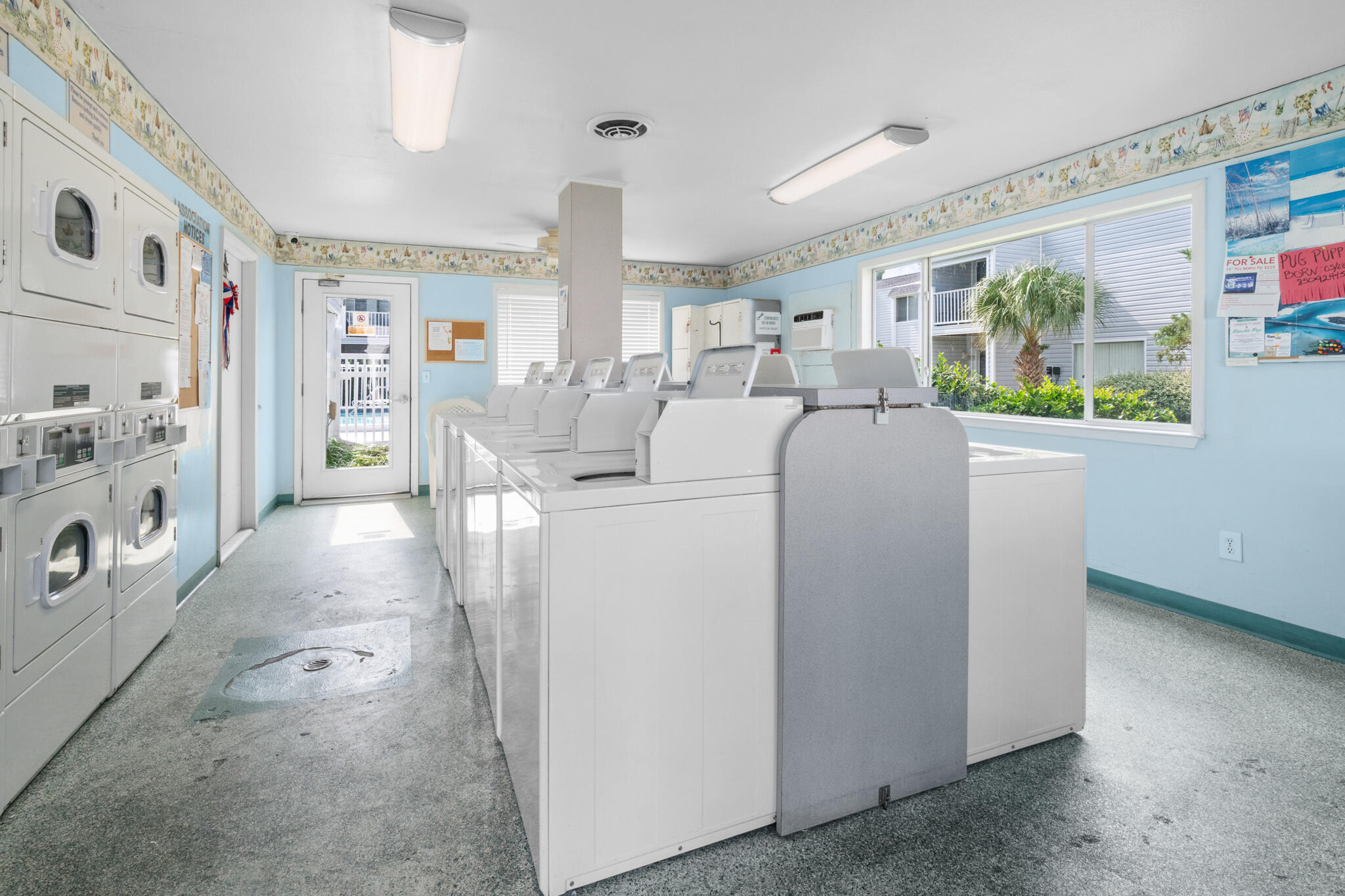 FINISTERRA CONDO - Residential