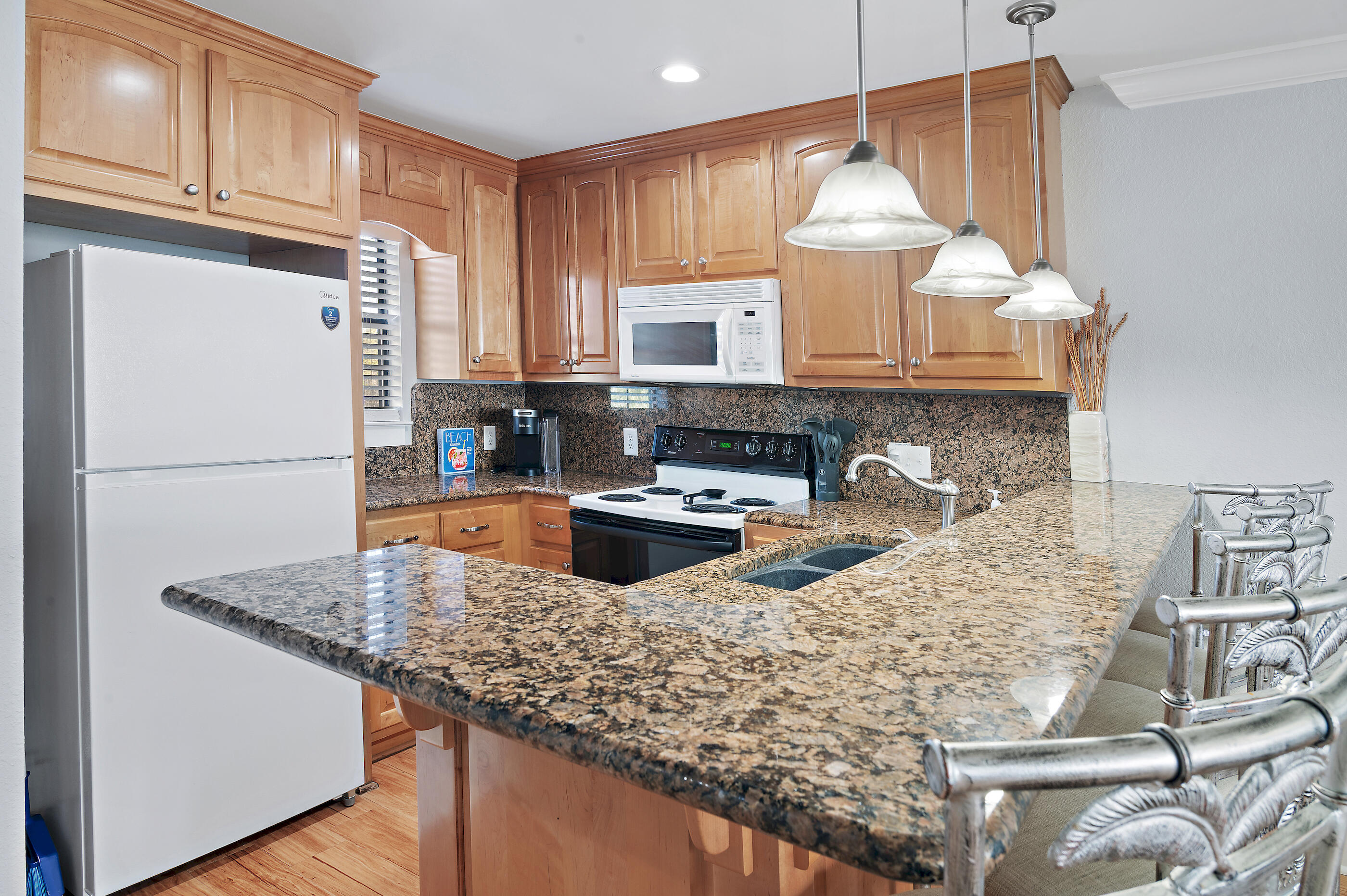 Beachside Townhomes - Residential