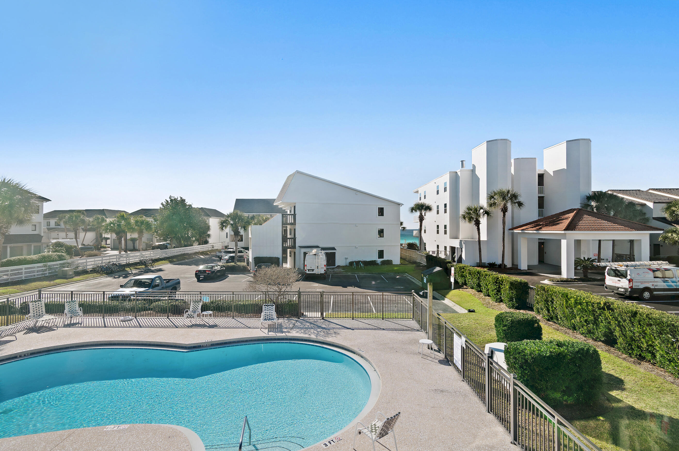 Beachside Townhomes - Residential