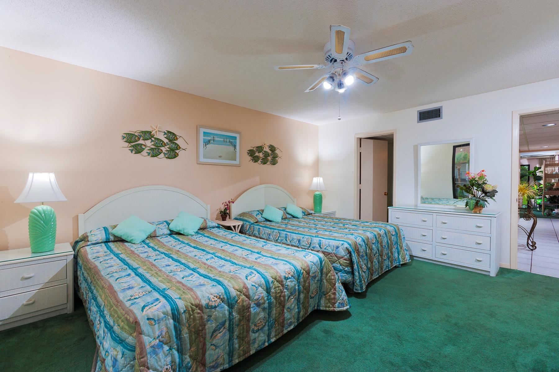 Edgewater Golf Villas V-B - Residential