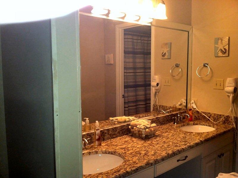 Edgewater Golf Villas V-B - Residential