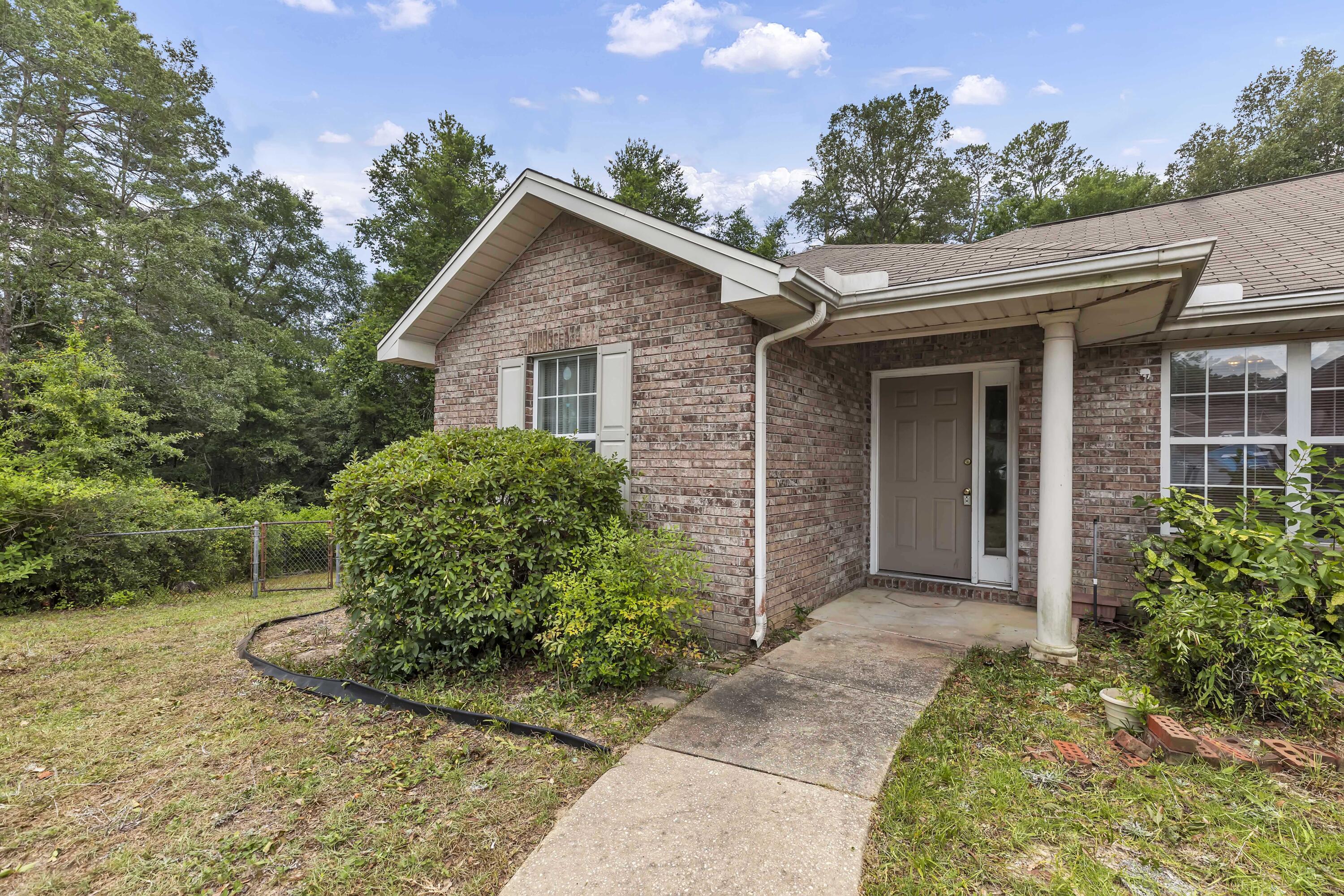 CEDAR RIDGE - Residential