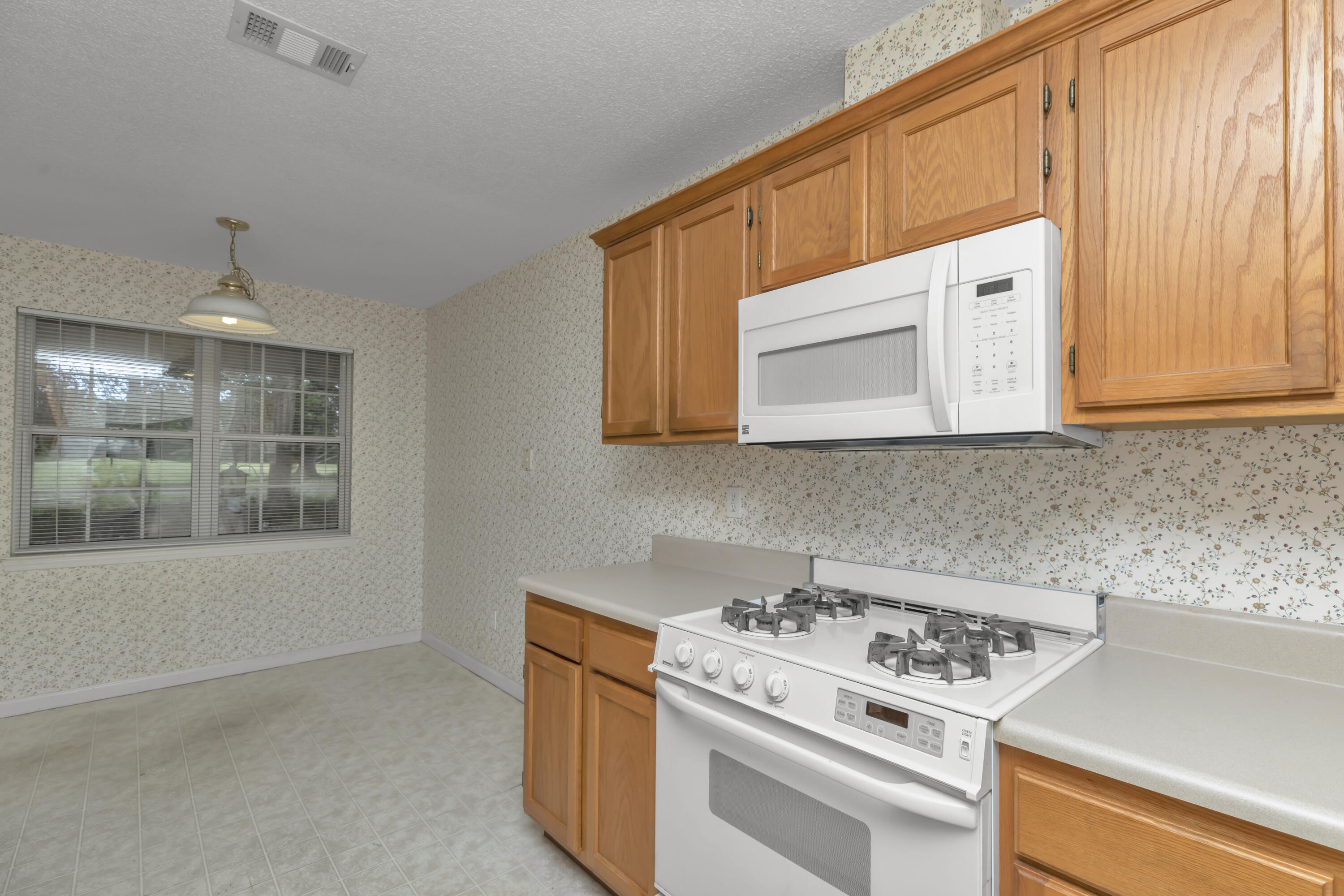 CEDAR RIDGE - Residential