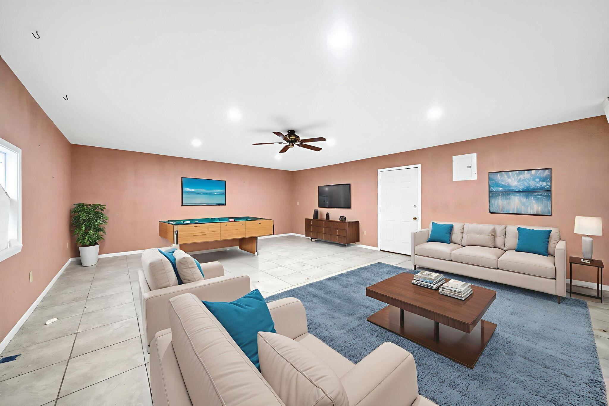 HOLLEY FAMILY PH 2 - Residential