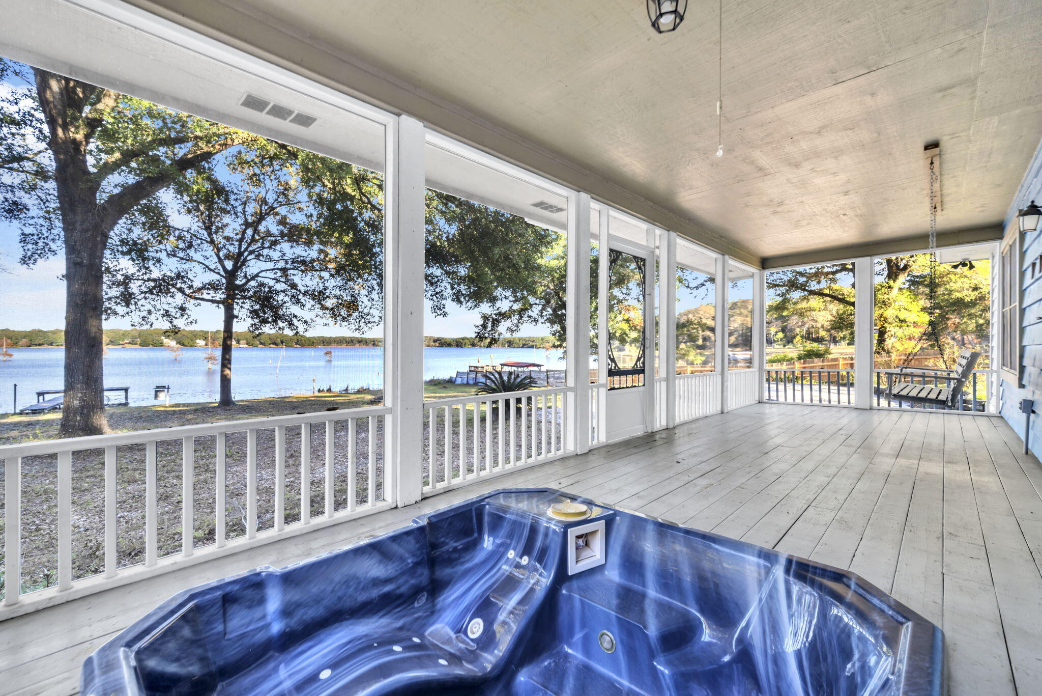 HOLLEY FAMILY PH 2 - Residential