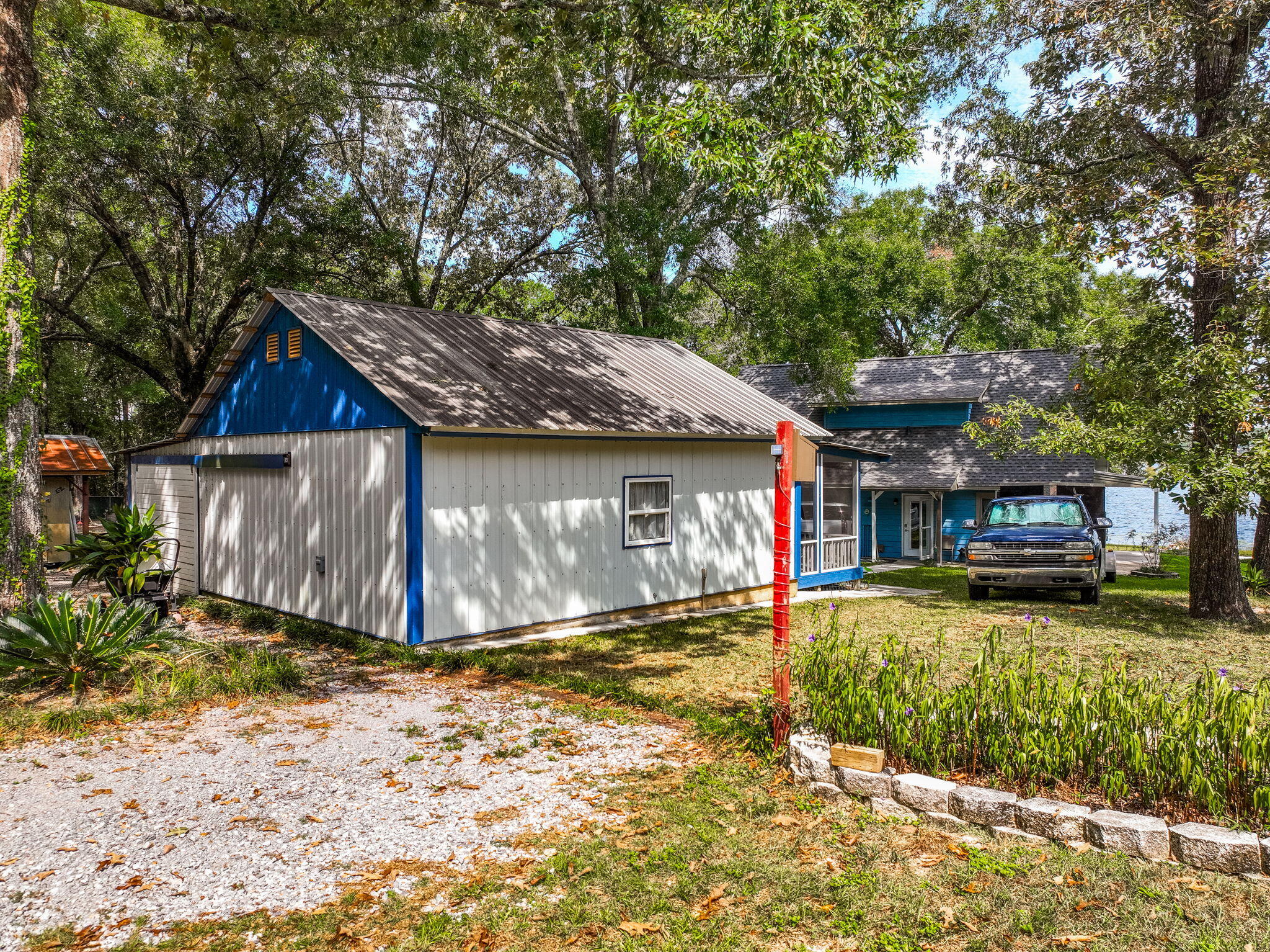 HOLLEY FAMILY PH 2 - Residential