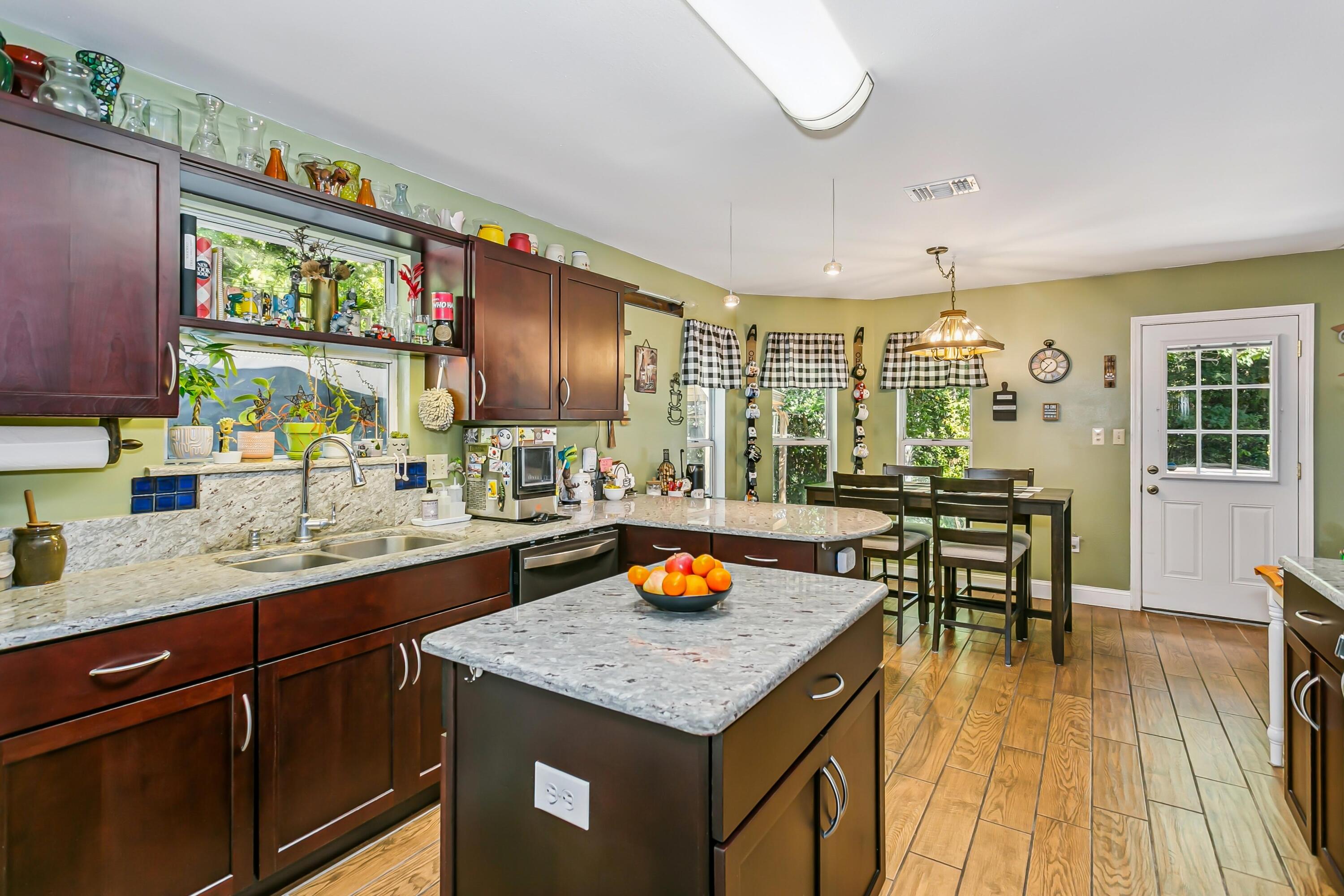 PINEDALE 1ST ADDN - Residential