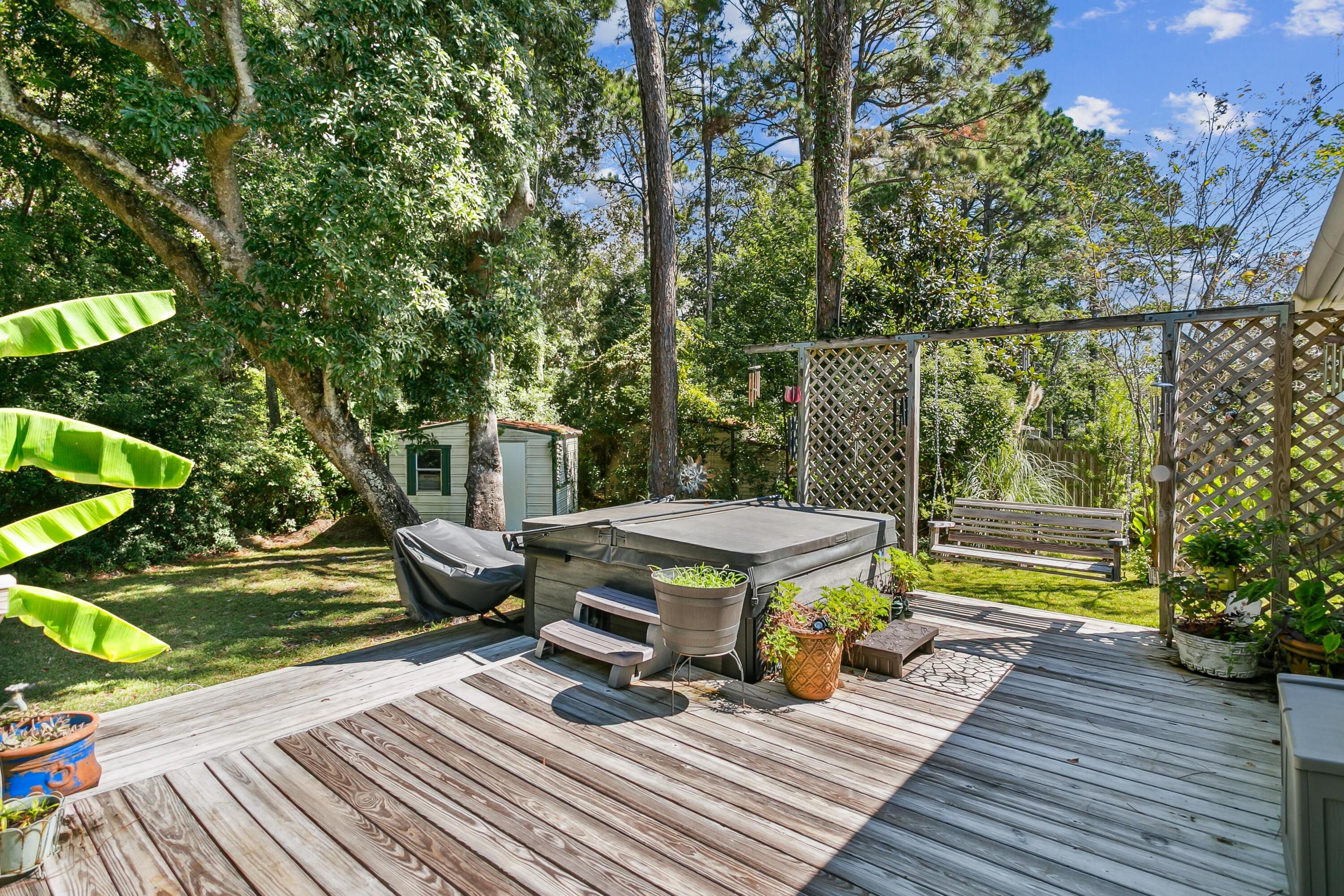PINEDALE 1ST ADDN - Residential