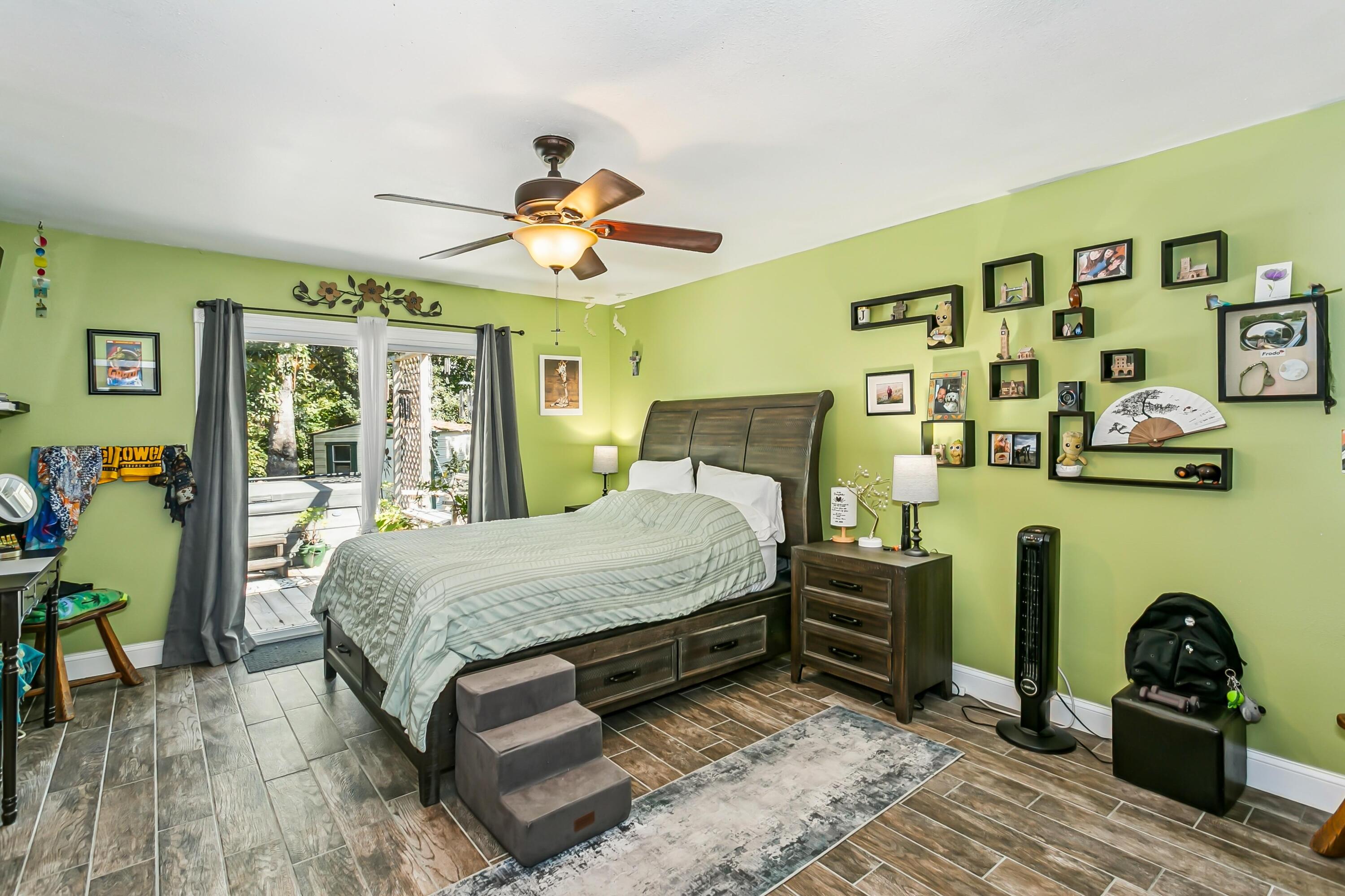 PINEDALE 1ST ADDN - Residential