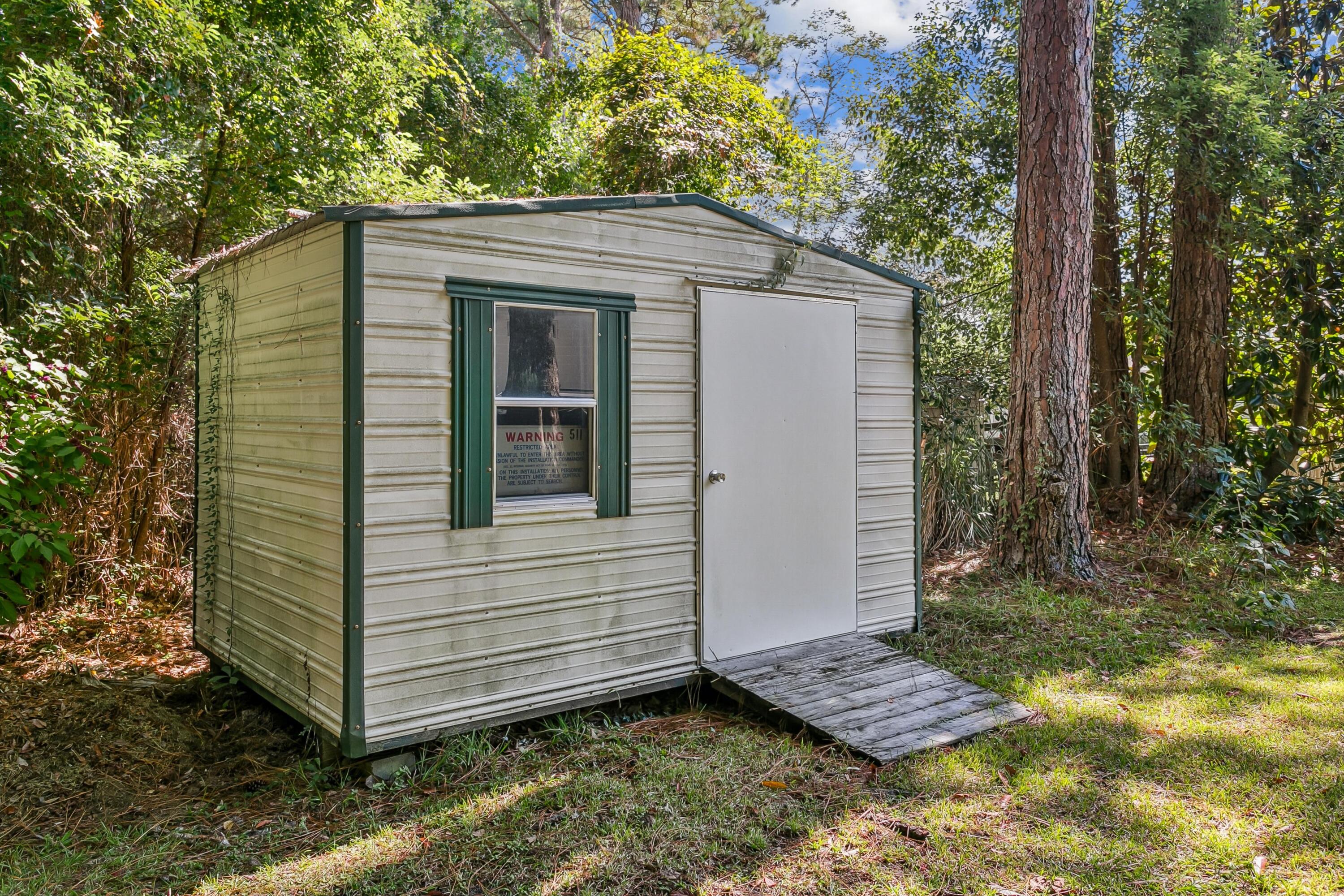 PINEDALE 1ST ADDN - Residential