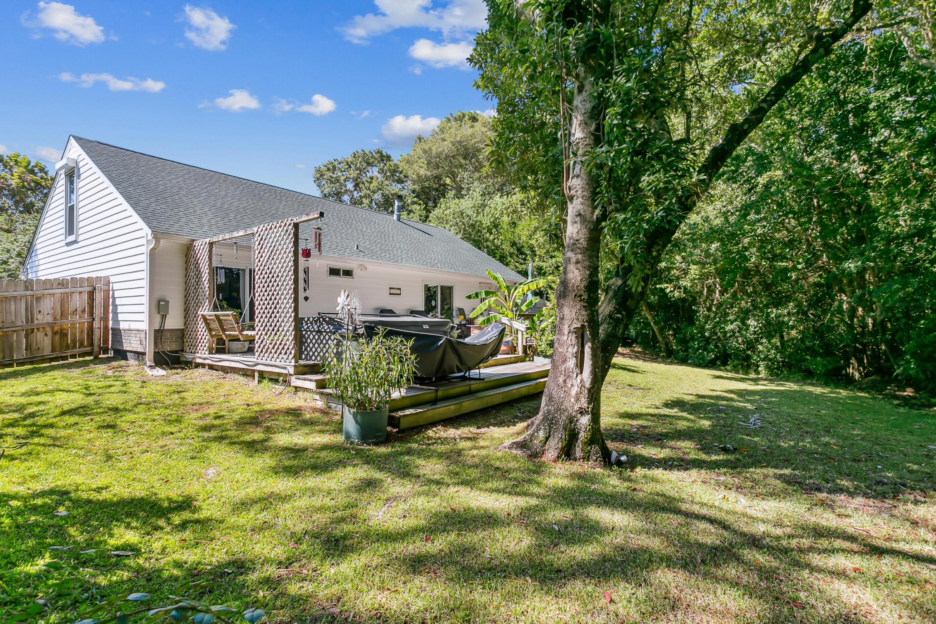 PINEDALE 1ST ADDN - Residential