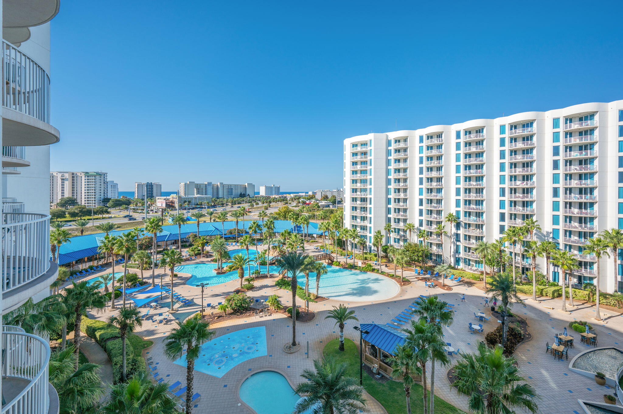 THE PALMS OF DESTIN - Residential