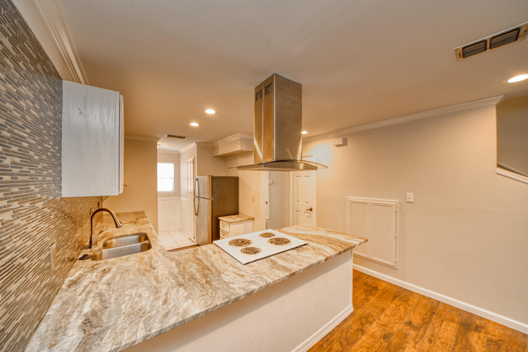 WOODHAM MANOR - Residential