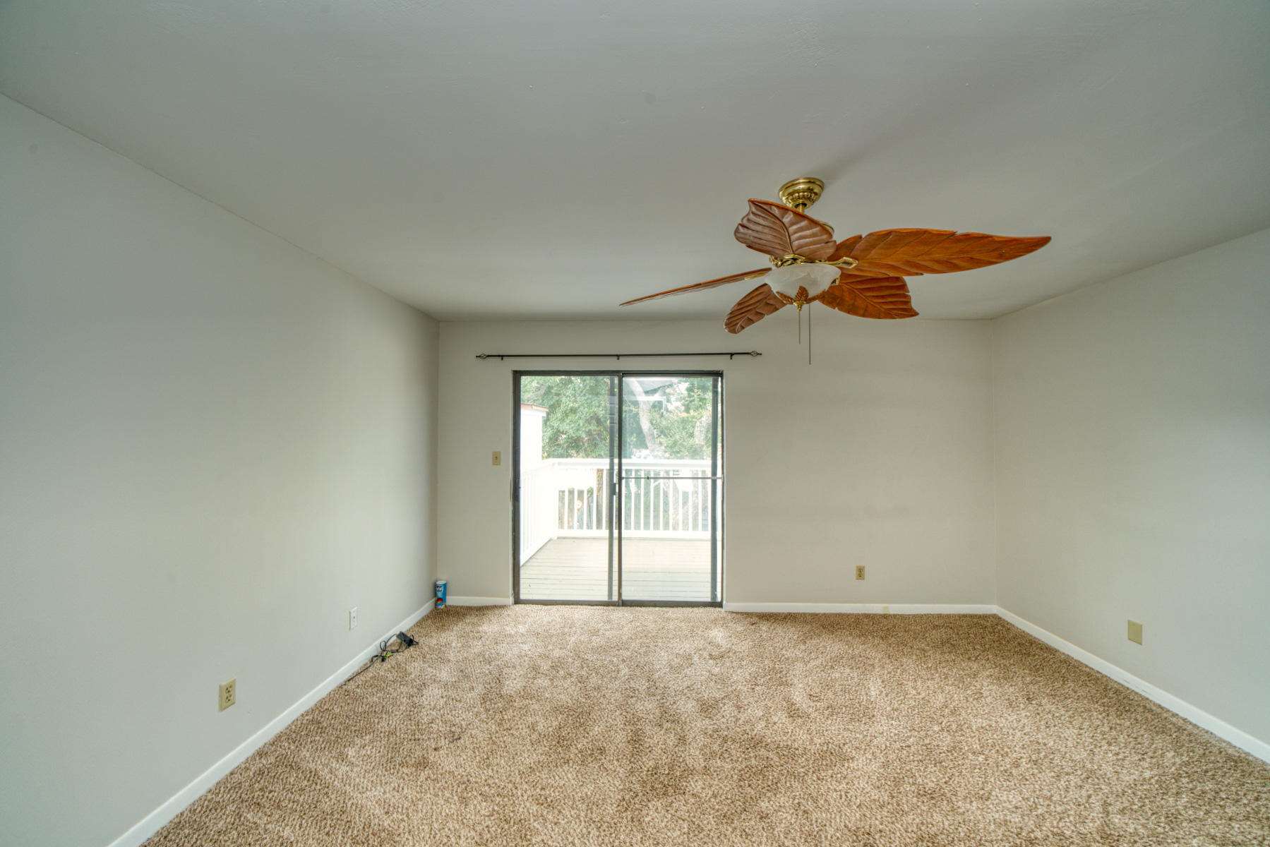 WOODHAM MANOR - Residential