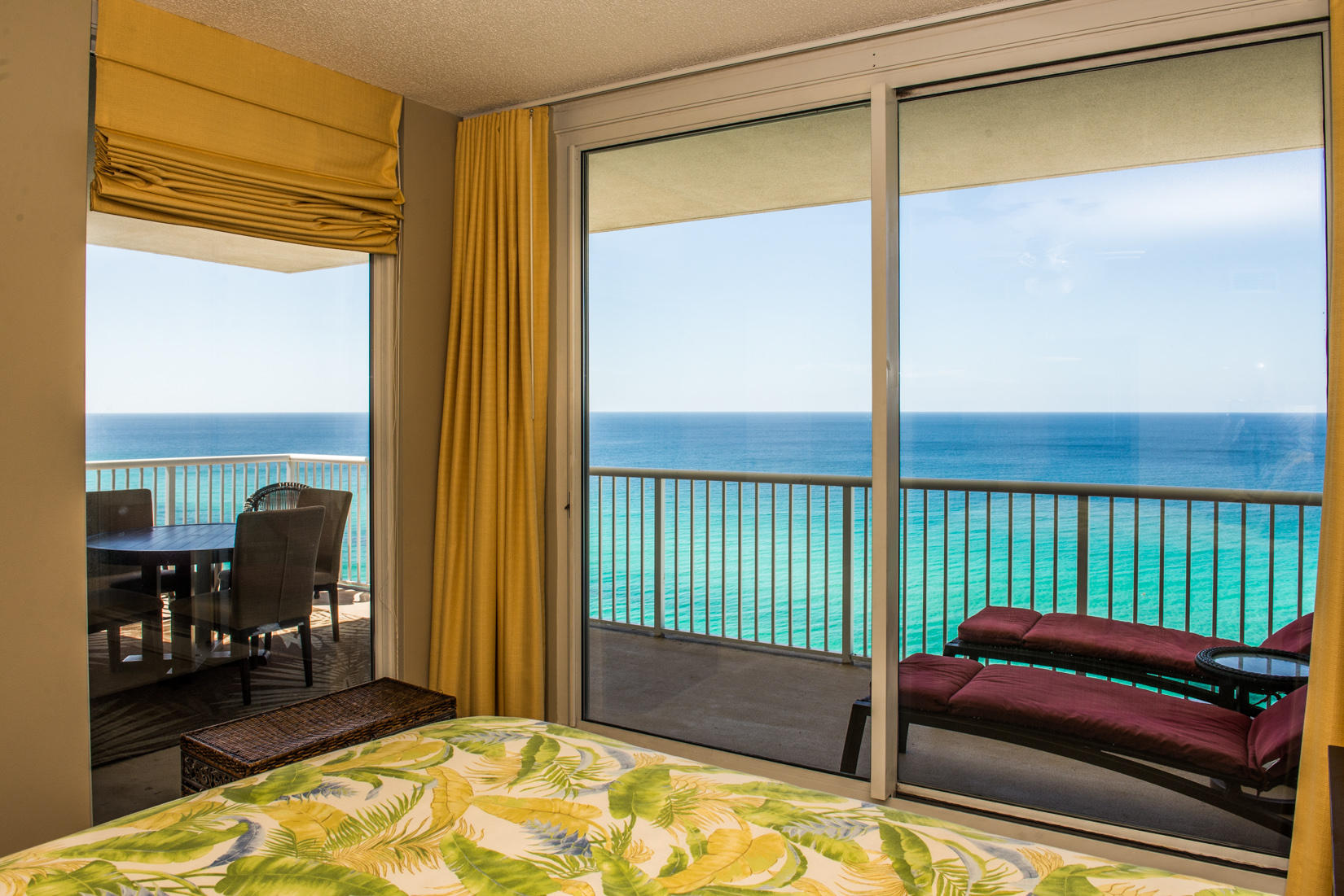 MAJESTIC BEACH TOWERS II - Residential