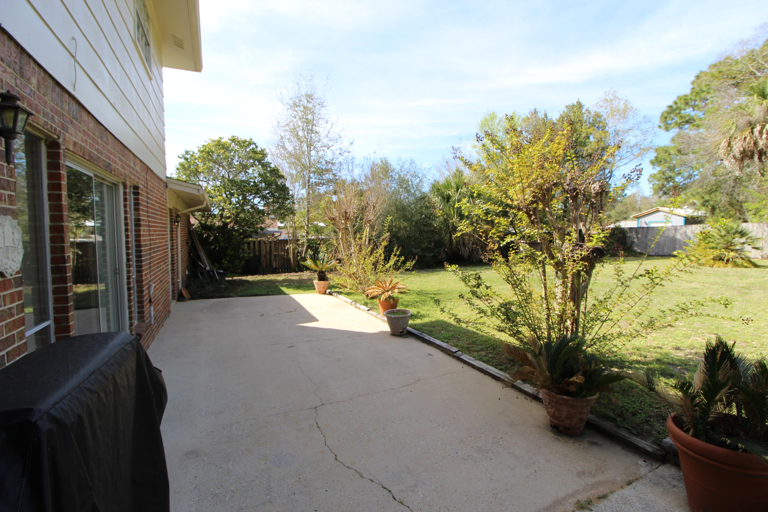 BAYOU POQUITO - Residential