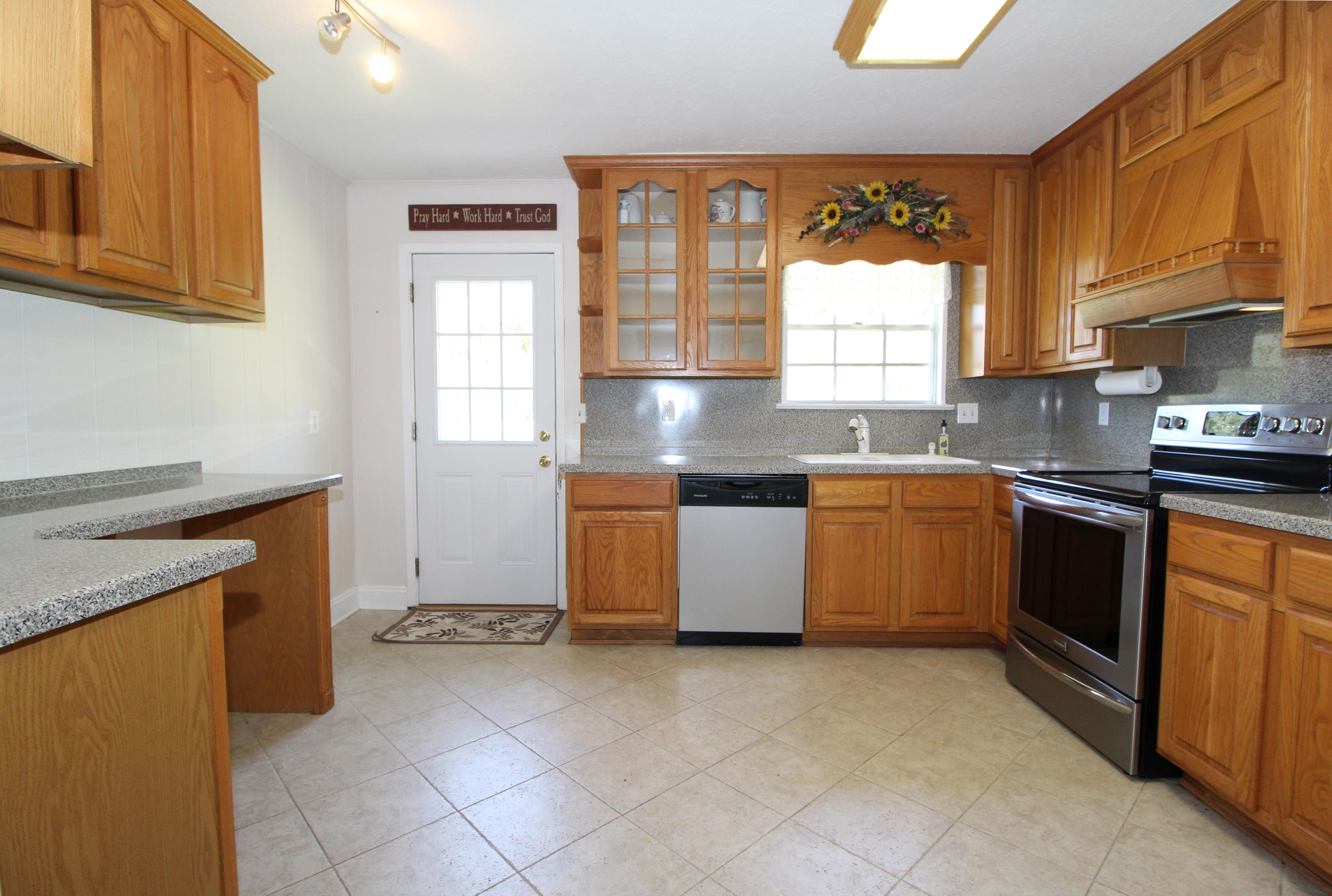 BAYOU POQUITO - Residential