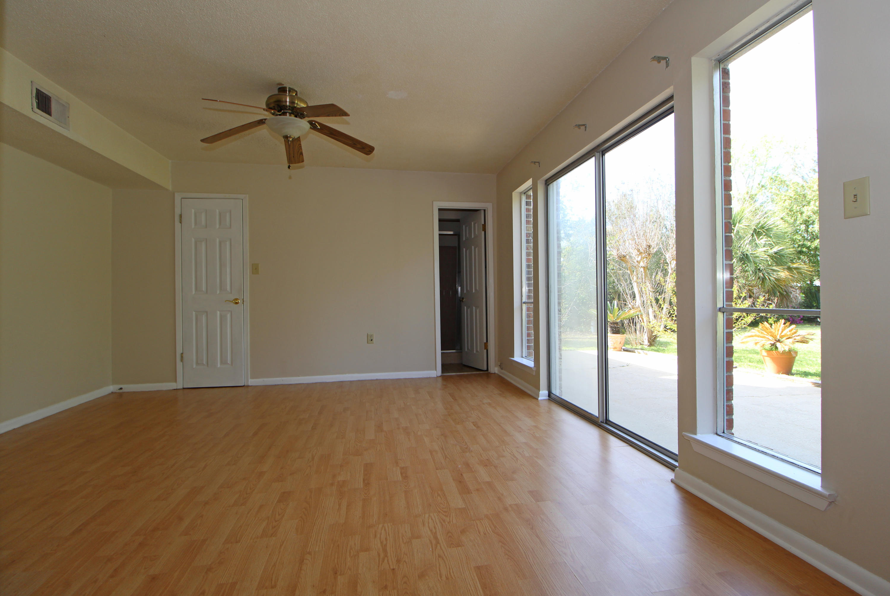 BAYOU POQUITO - Residential