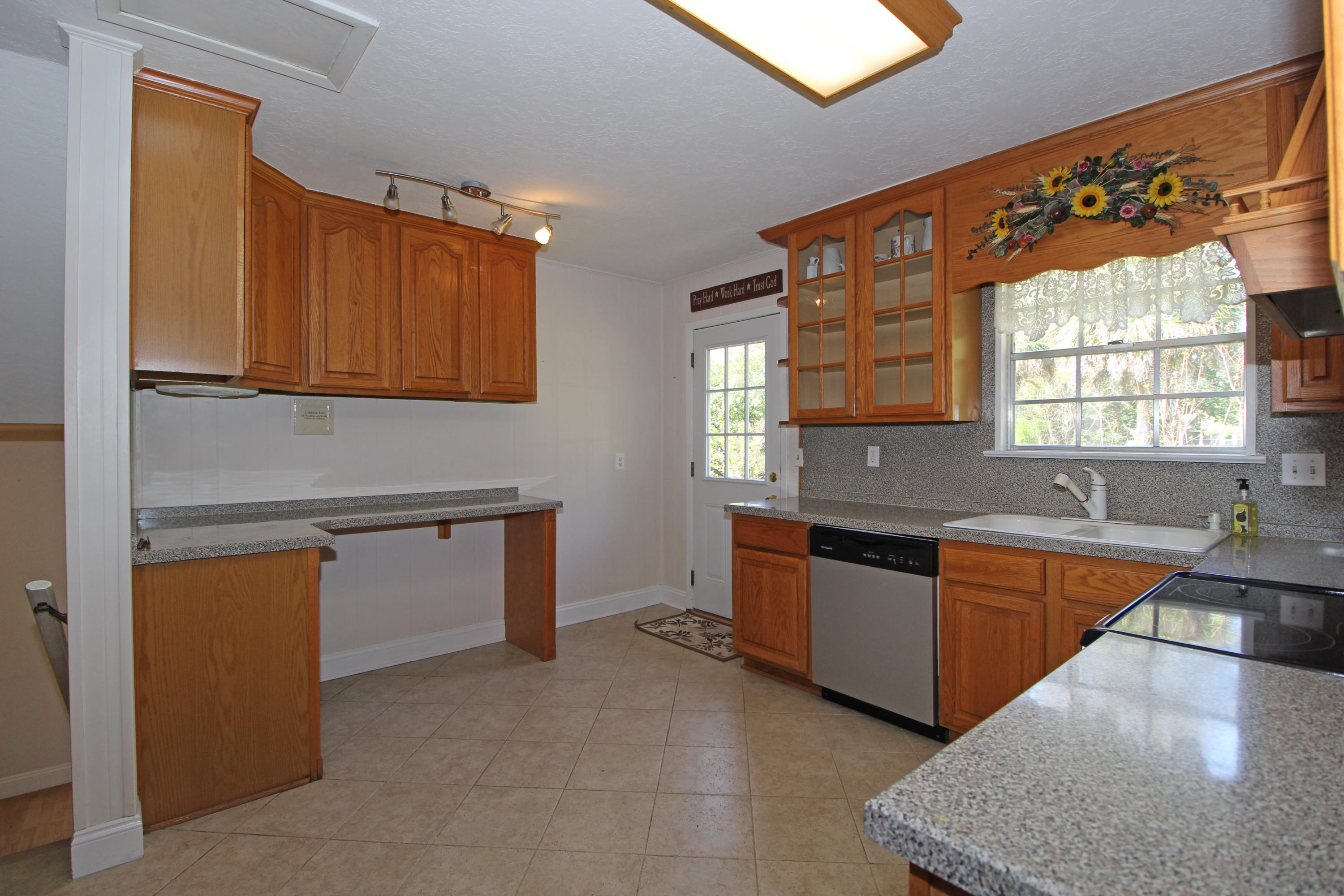 BAYOU POQUITO - Residential