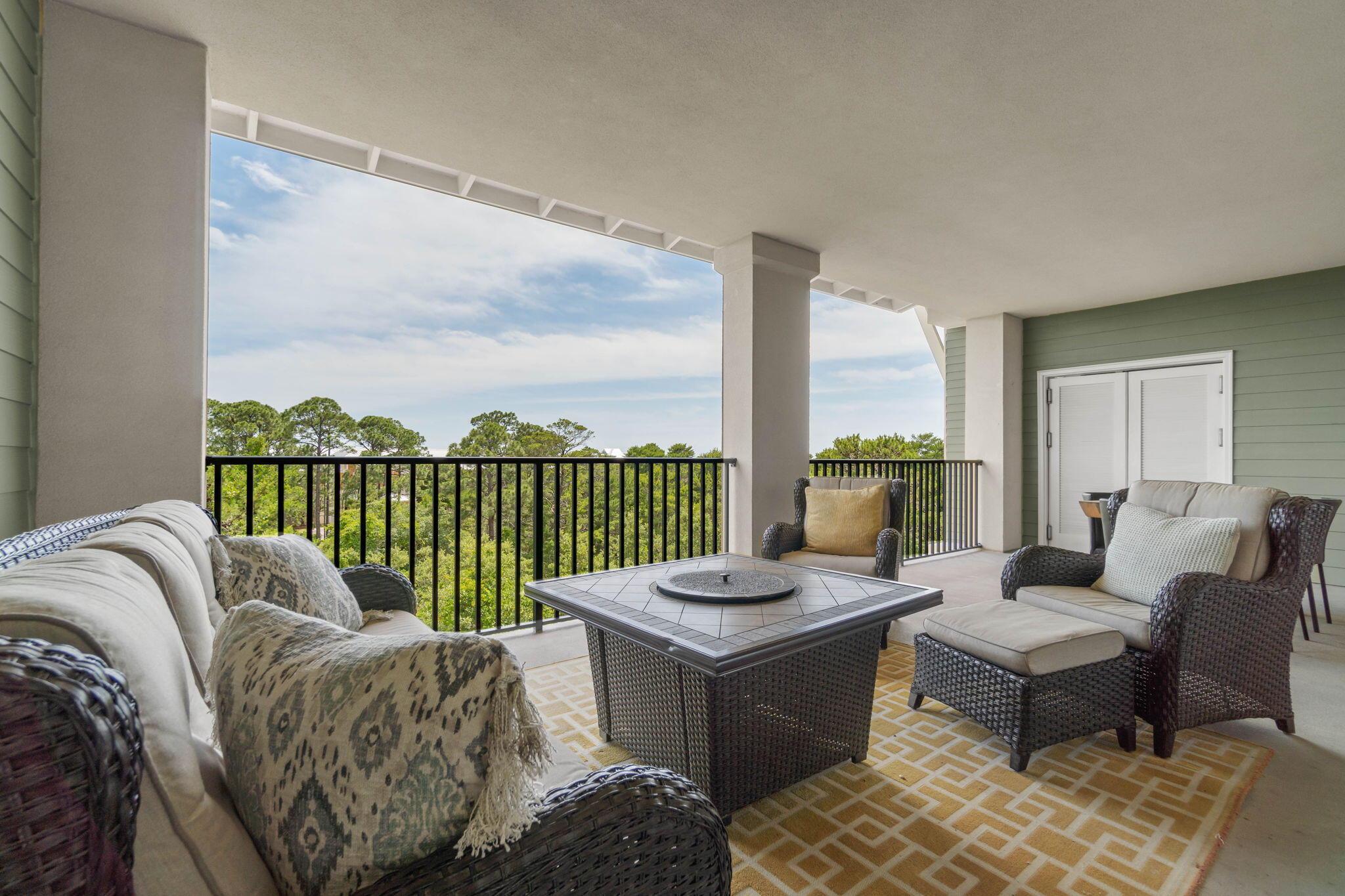 PRESERVE PLACE - Residential