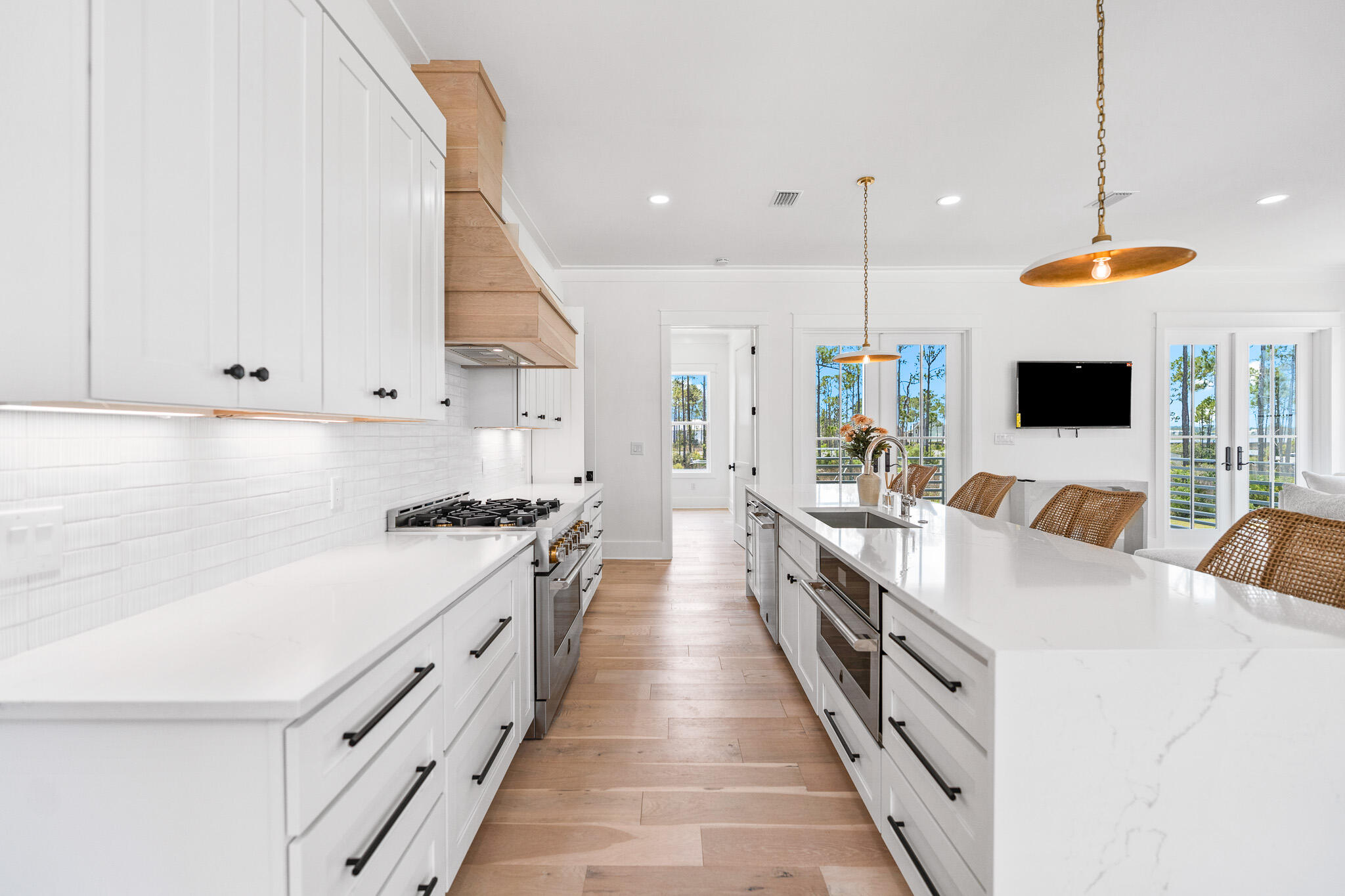 109 W Nursery Road