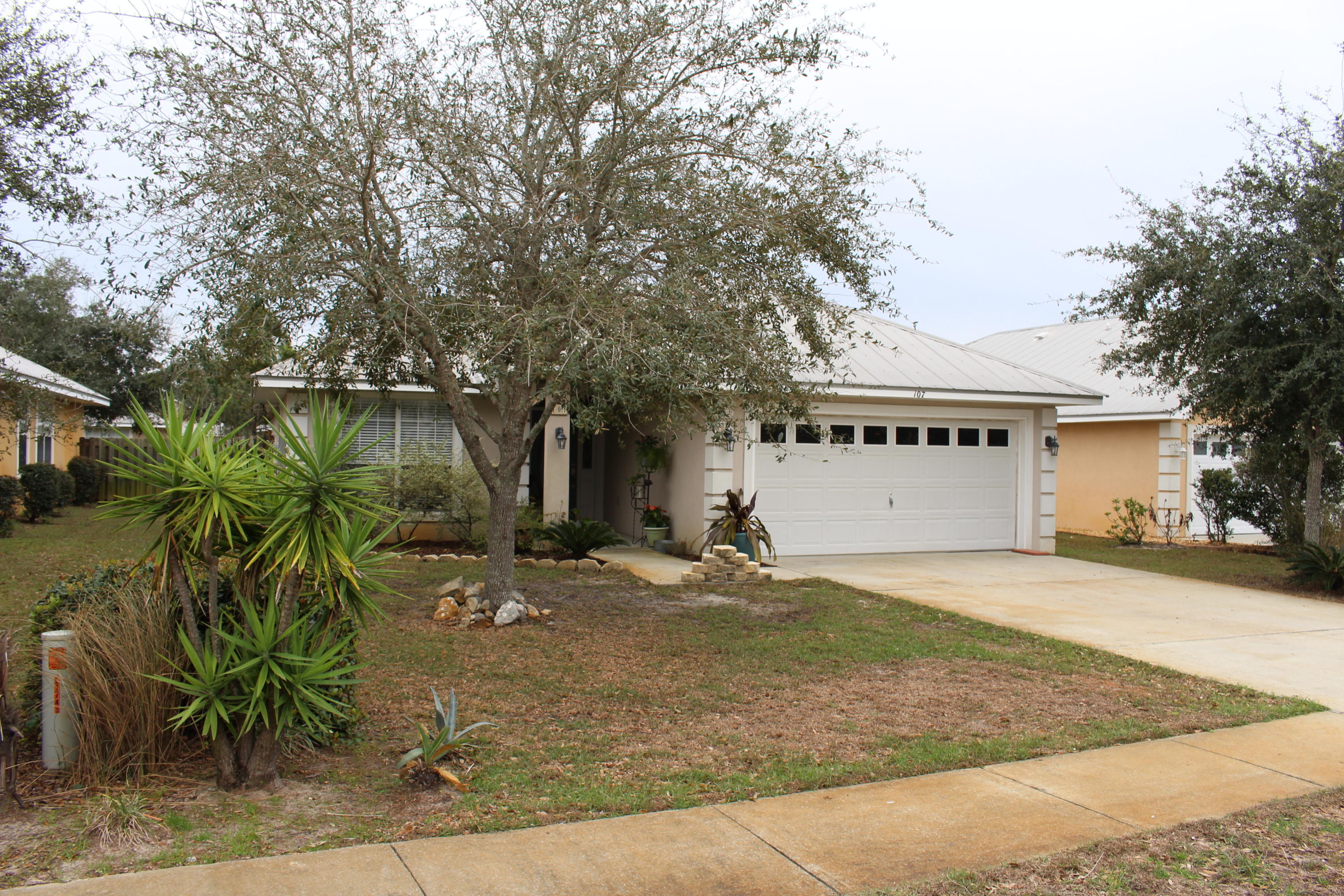 DRIFTWOOD ESTATES - Residential