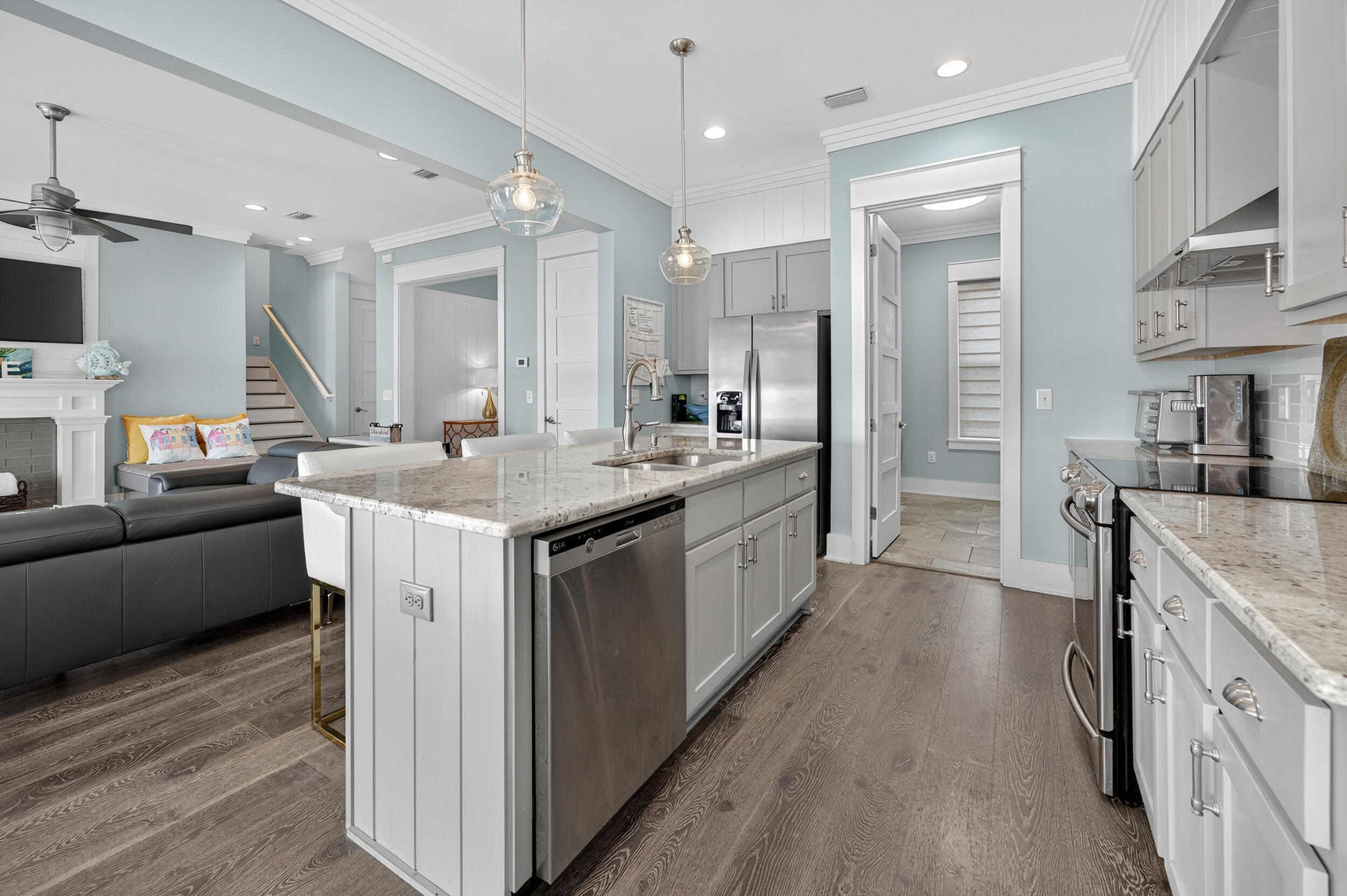 NO RECORDED SUBDIVISION - Residential