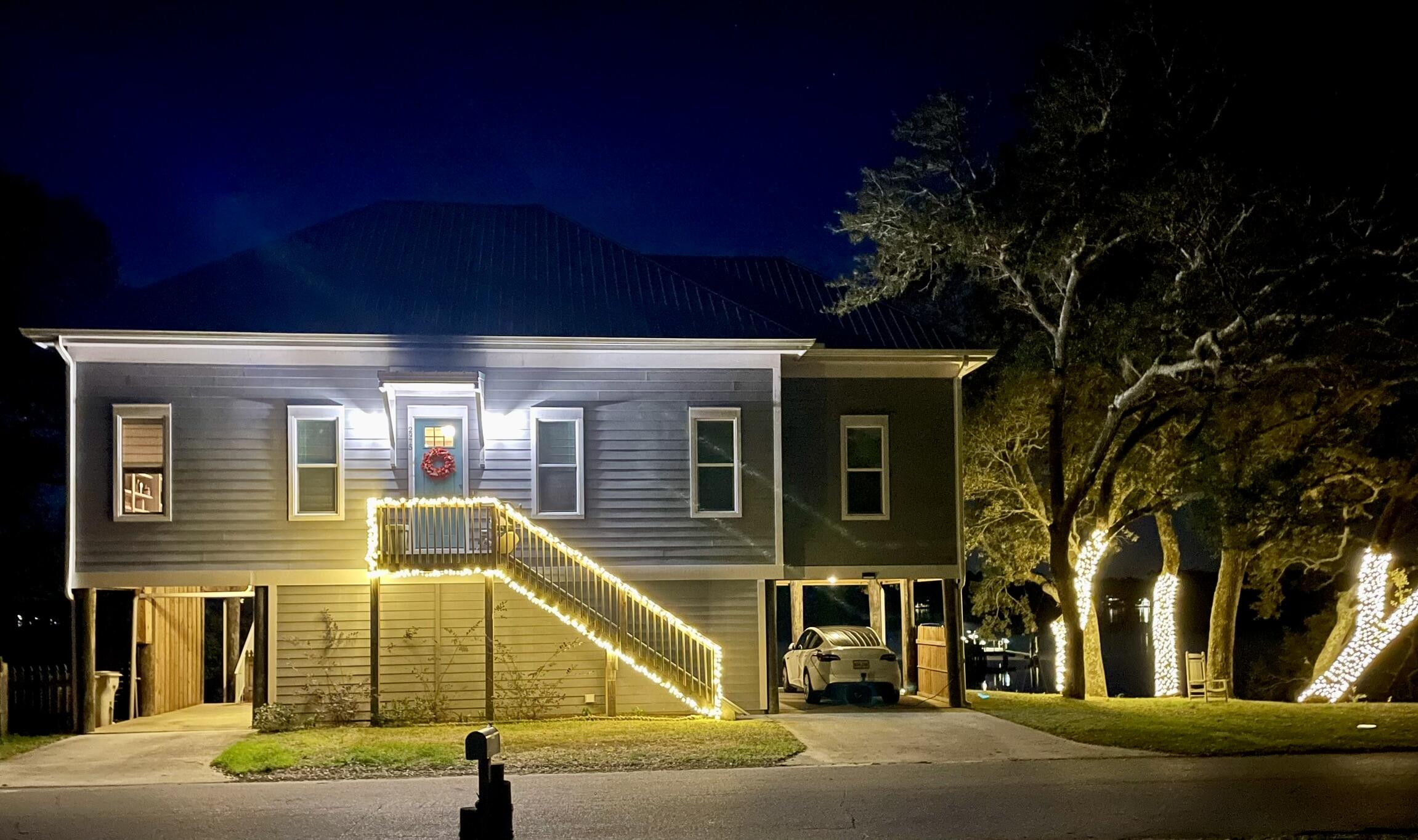 NO RECORDED SUBDIVISION - Residential