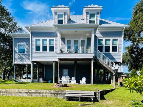 Photo of 2975 Holley Point Road, Navarre, FL 32566 (MLS # 988768)