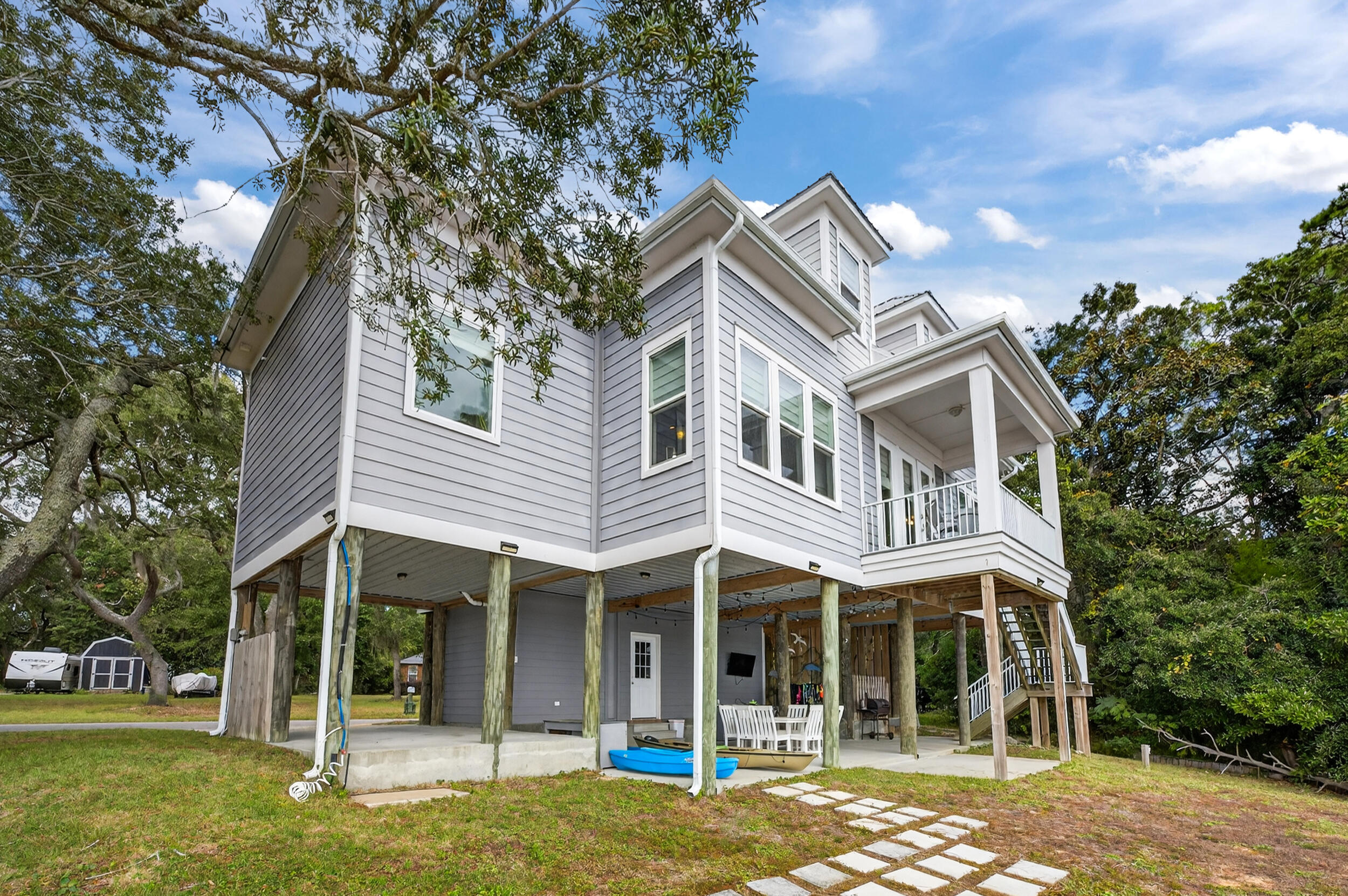 NO RECORDED SUBDIVISION - Residential