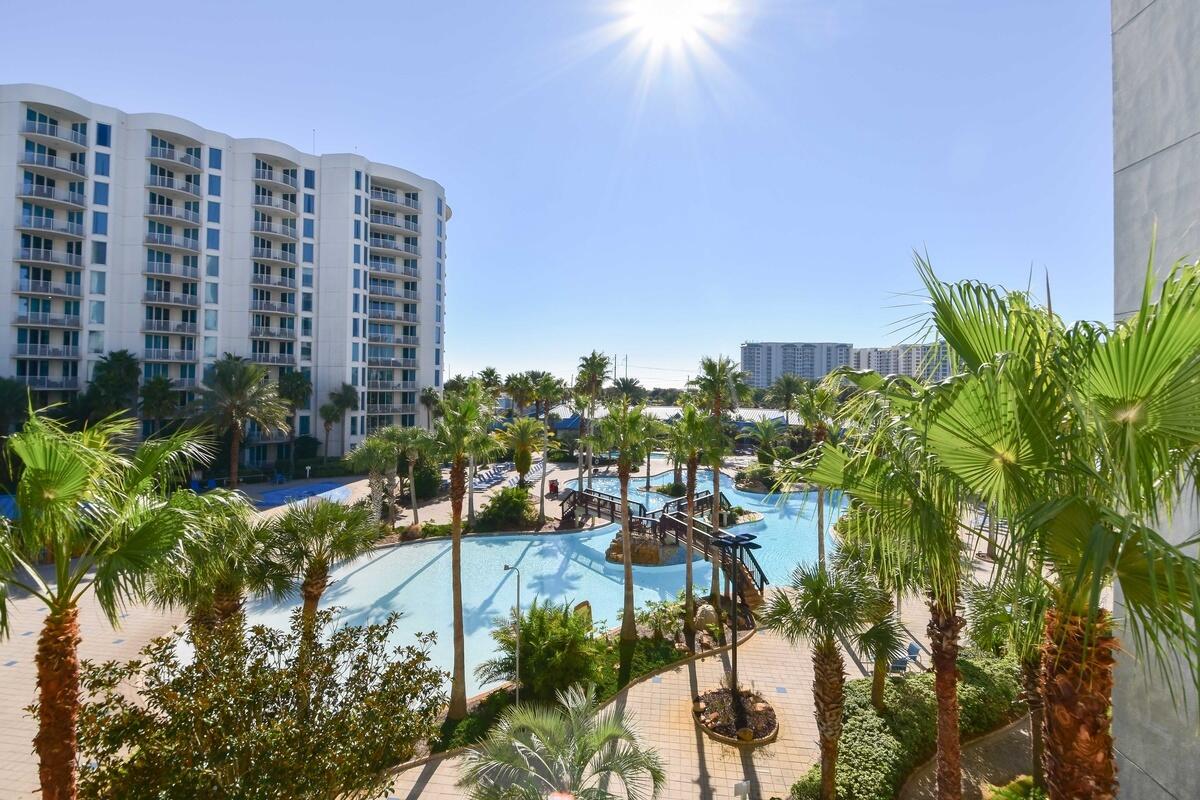 THE PALMS OF DESTIN - Residential