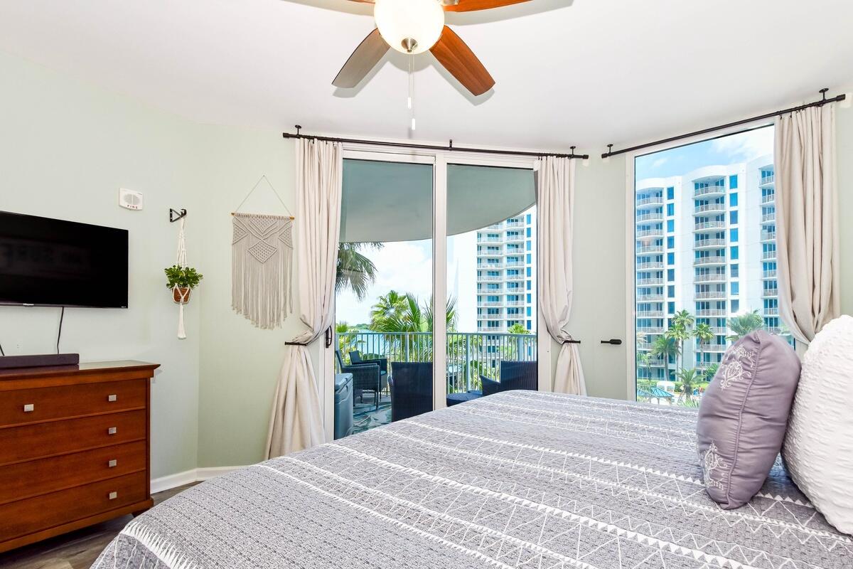 THE PALMS OF DESTIN - Residential
