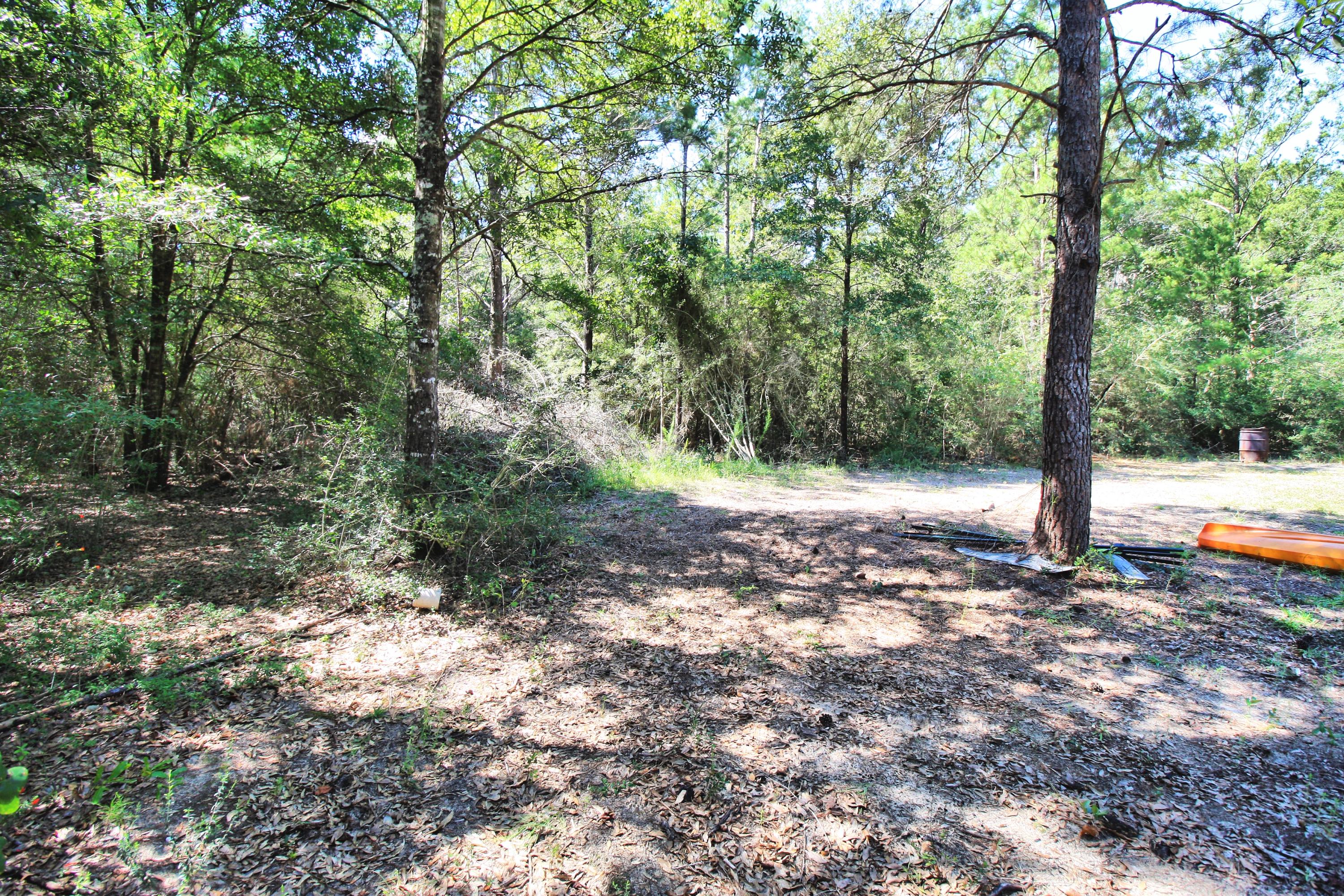 COUNTRY BREEZE ESTATES - Residential